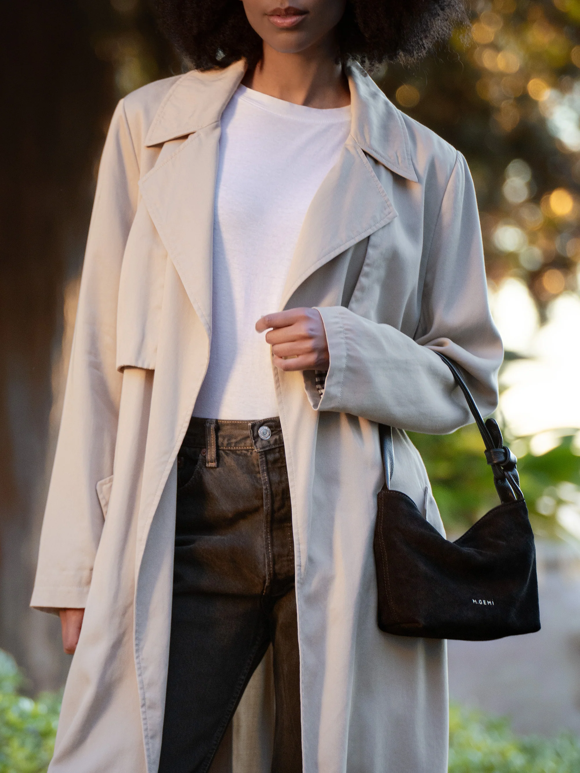 The Attilia Convertible Shoulder Bag - Image 9