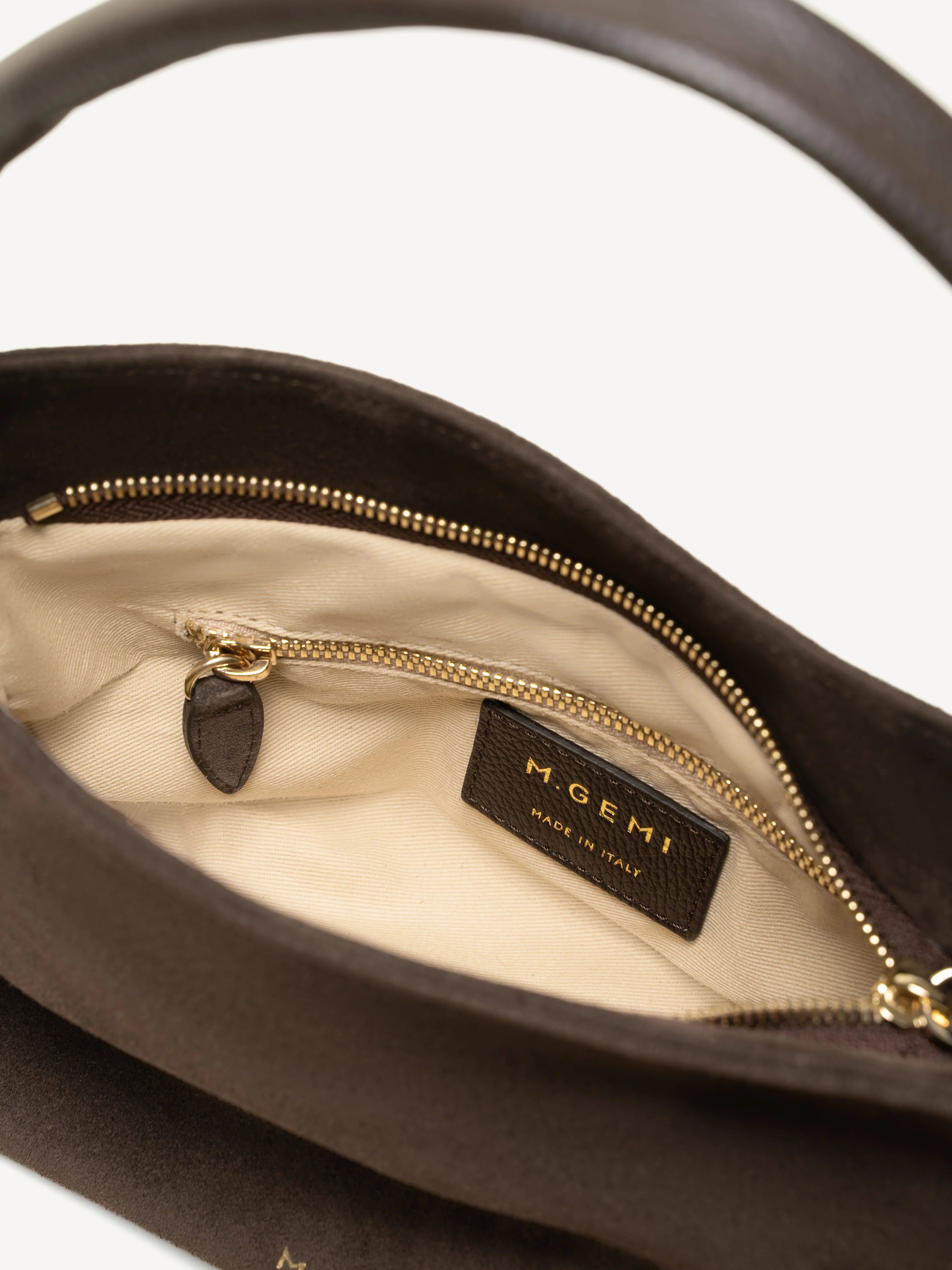 The Attilia Convertible Shoulder Bag - Image 7