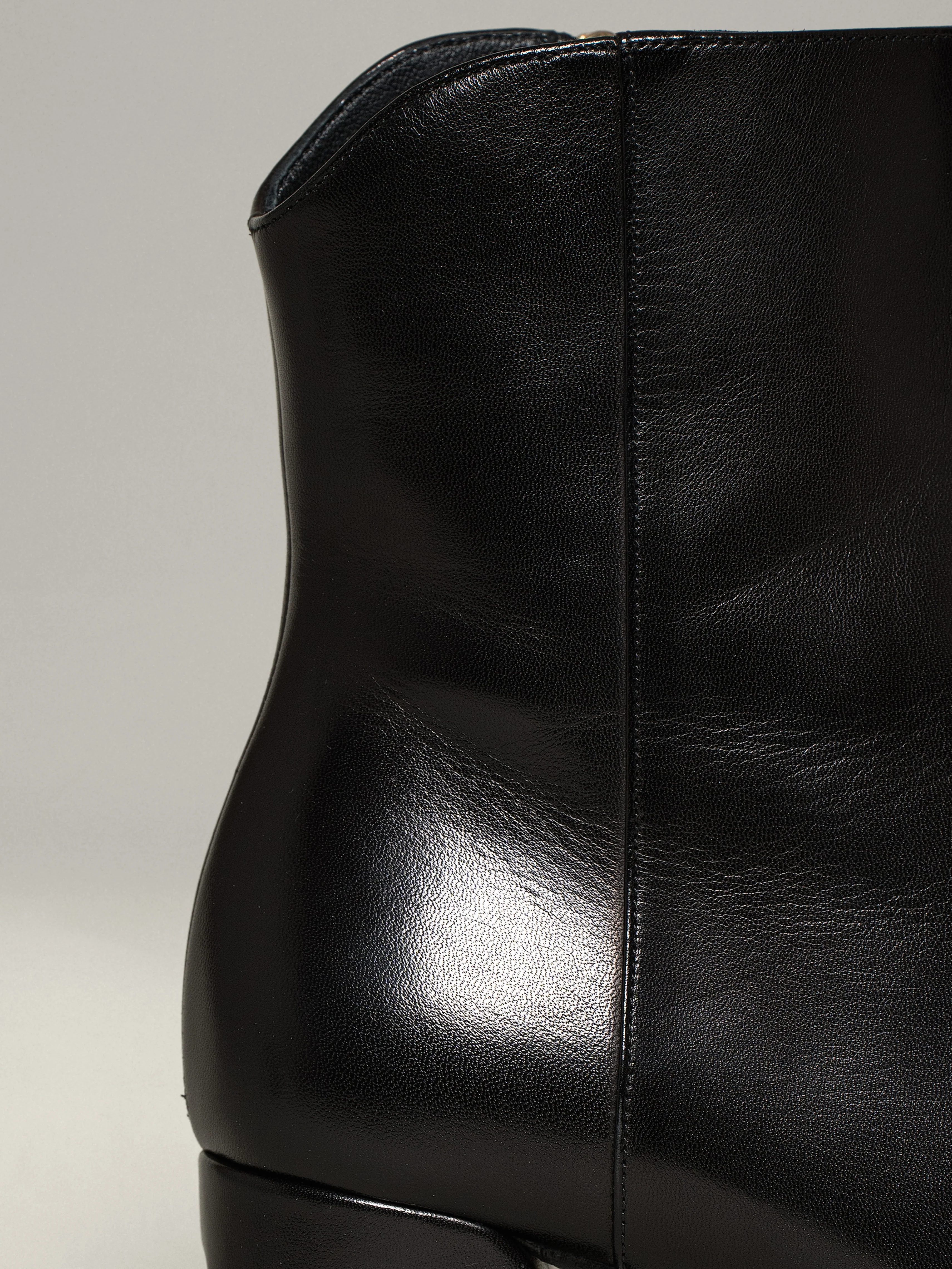 The Corsa Concavo Leather - Image 4