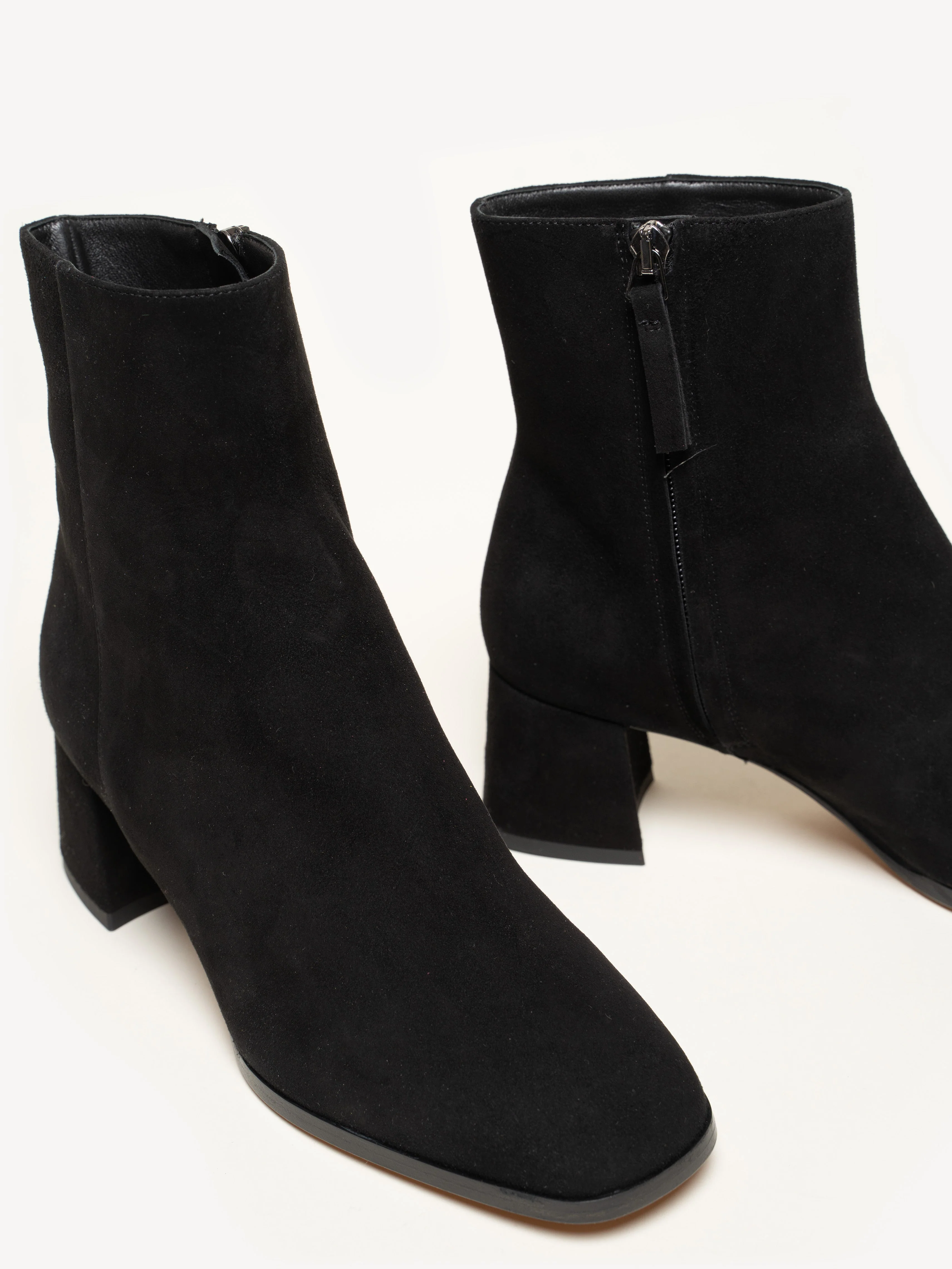 The Cristina (Sample Sale) - Image 4