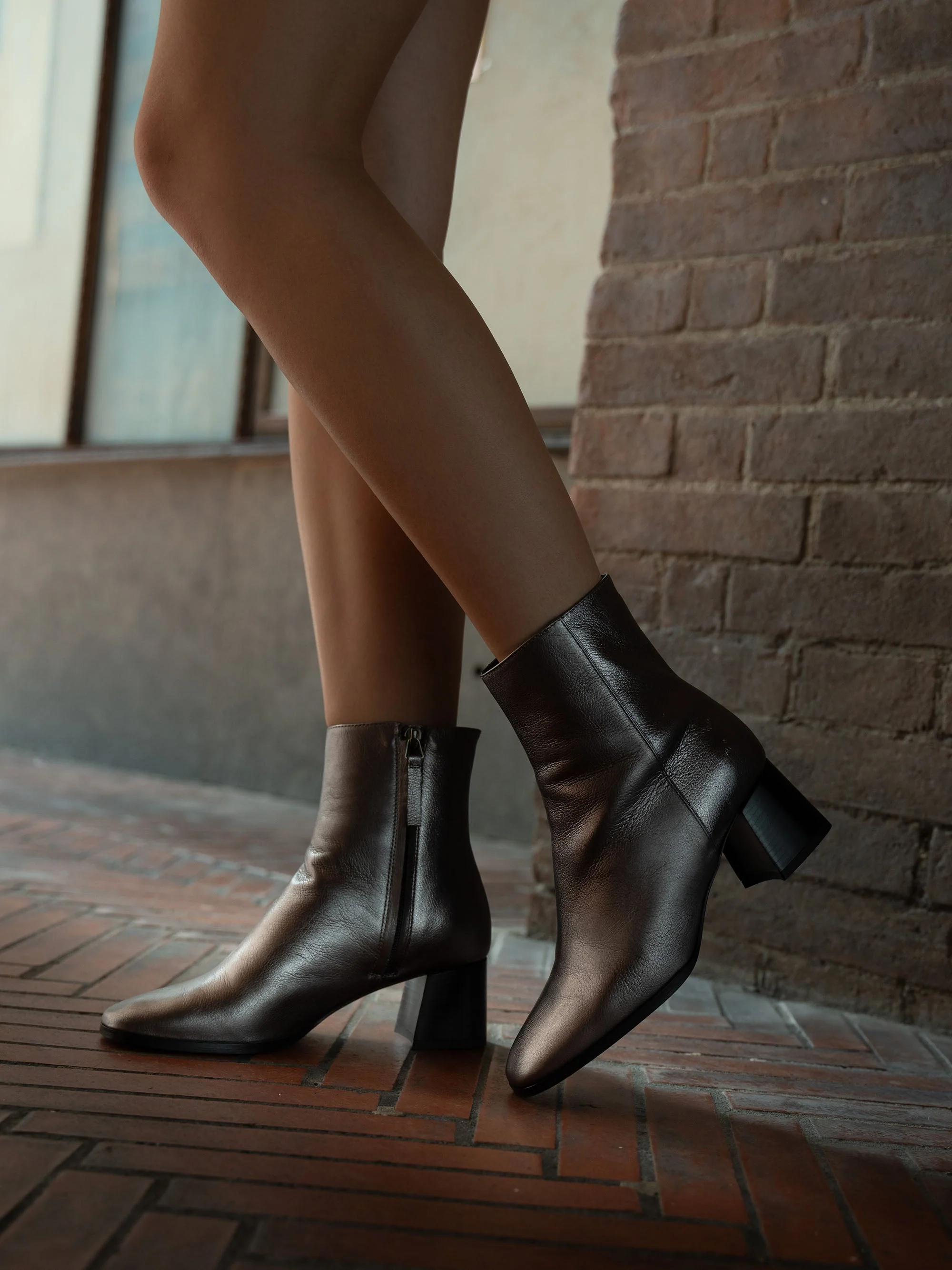 The Cristina (Sample Sale) - Image 10