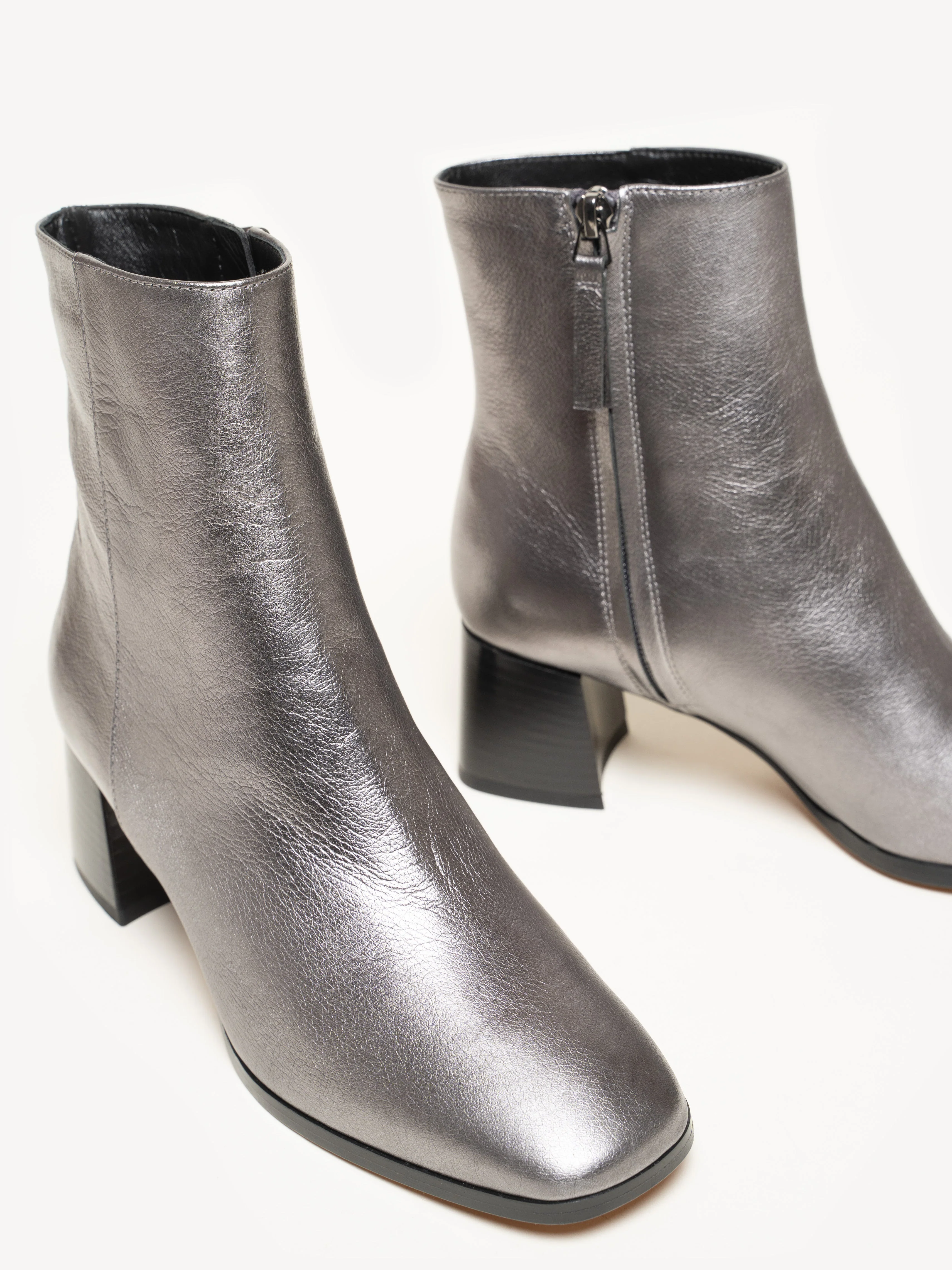 The Cristina (Sample Sale) - Image 4