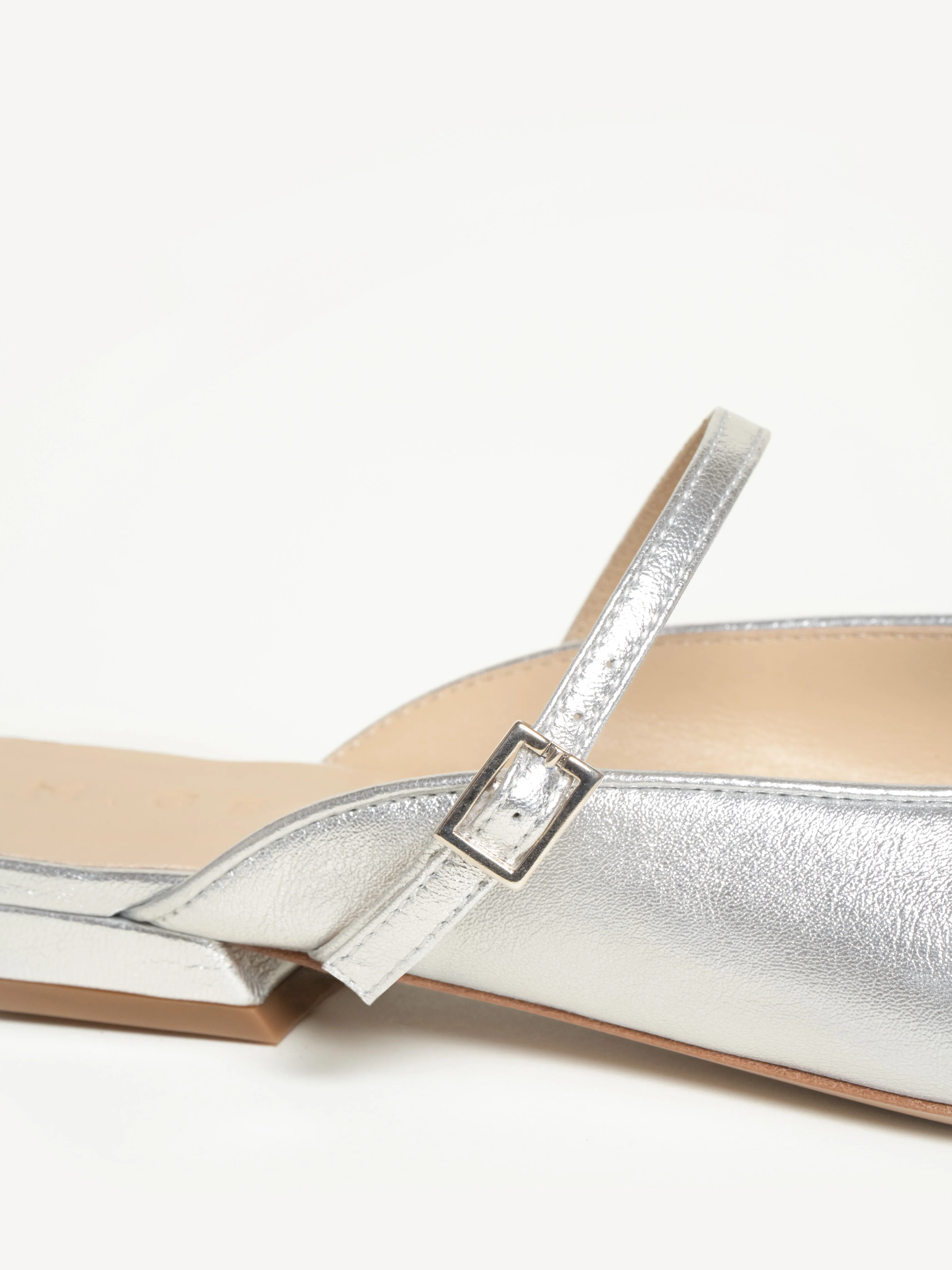 The Debora - Image 4