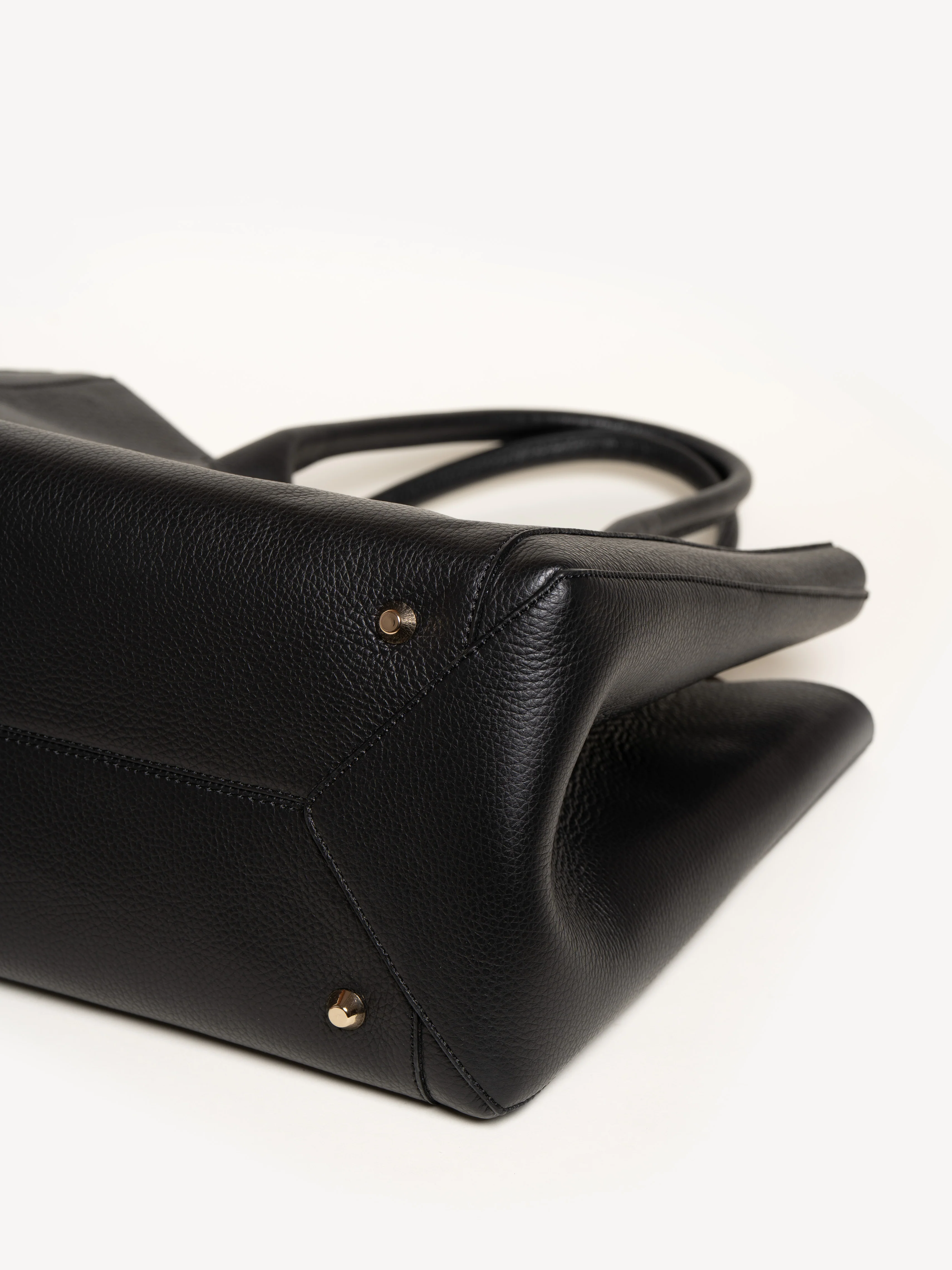 The Elena Grande Tote - Image 6