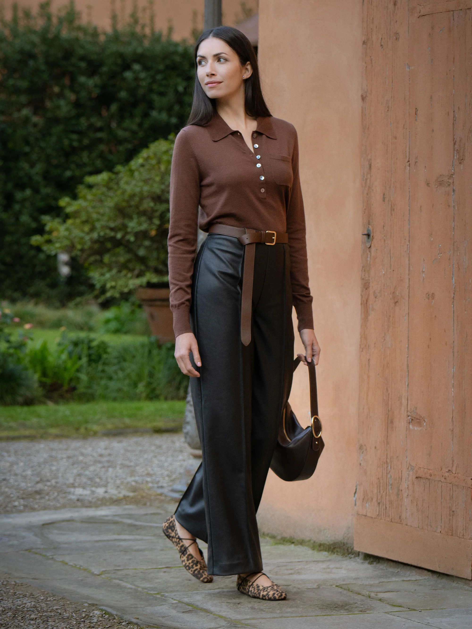 The Evelina Shoulder Bag - Image 8