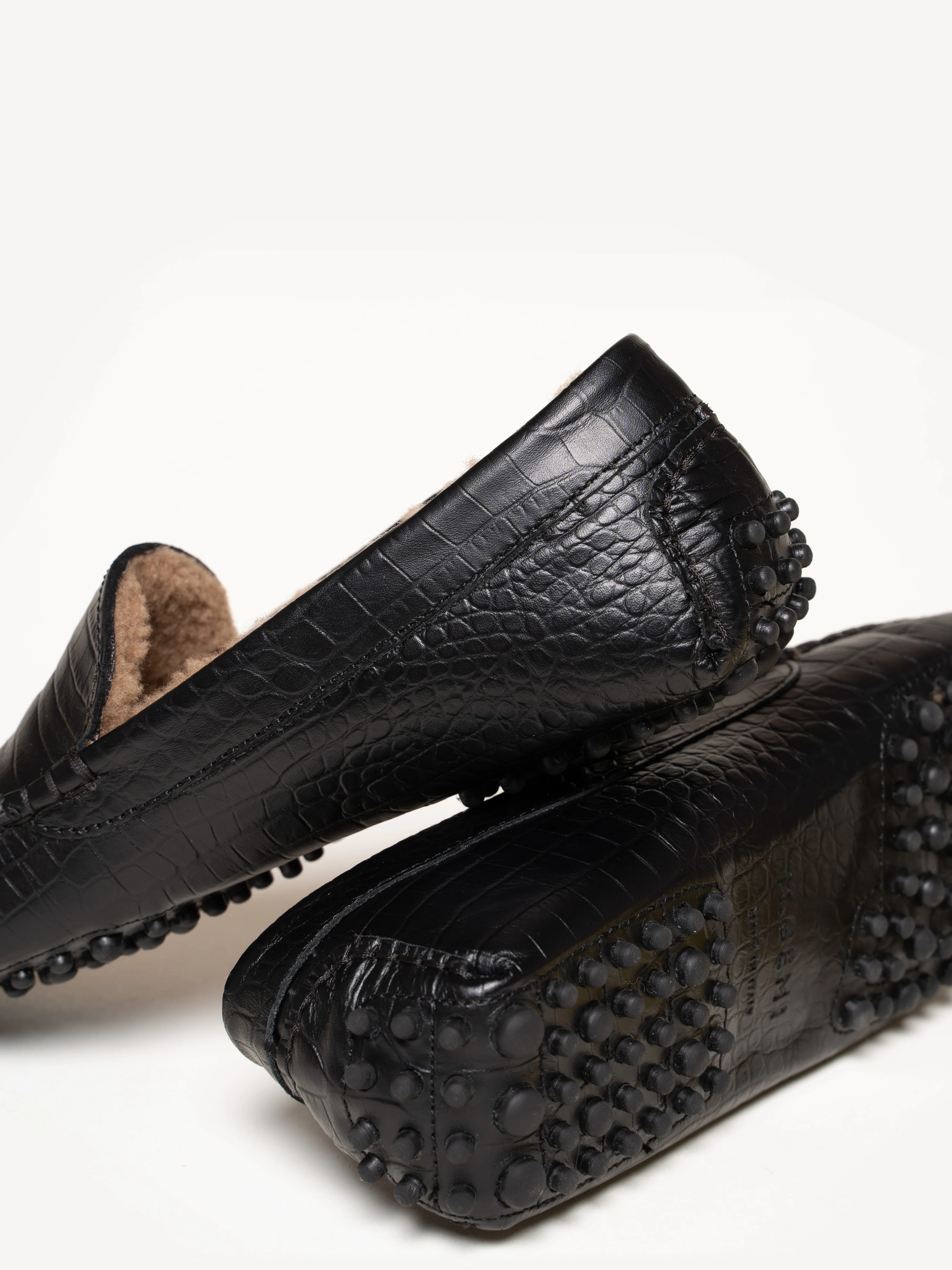 The Felize Shearling - Image 4
