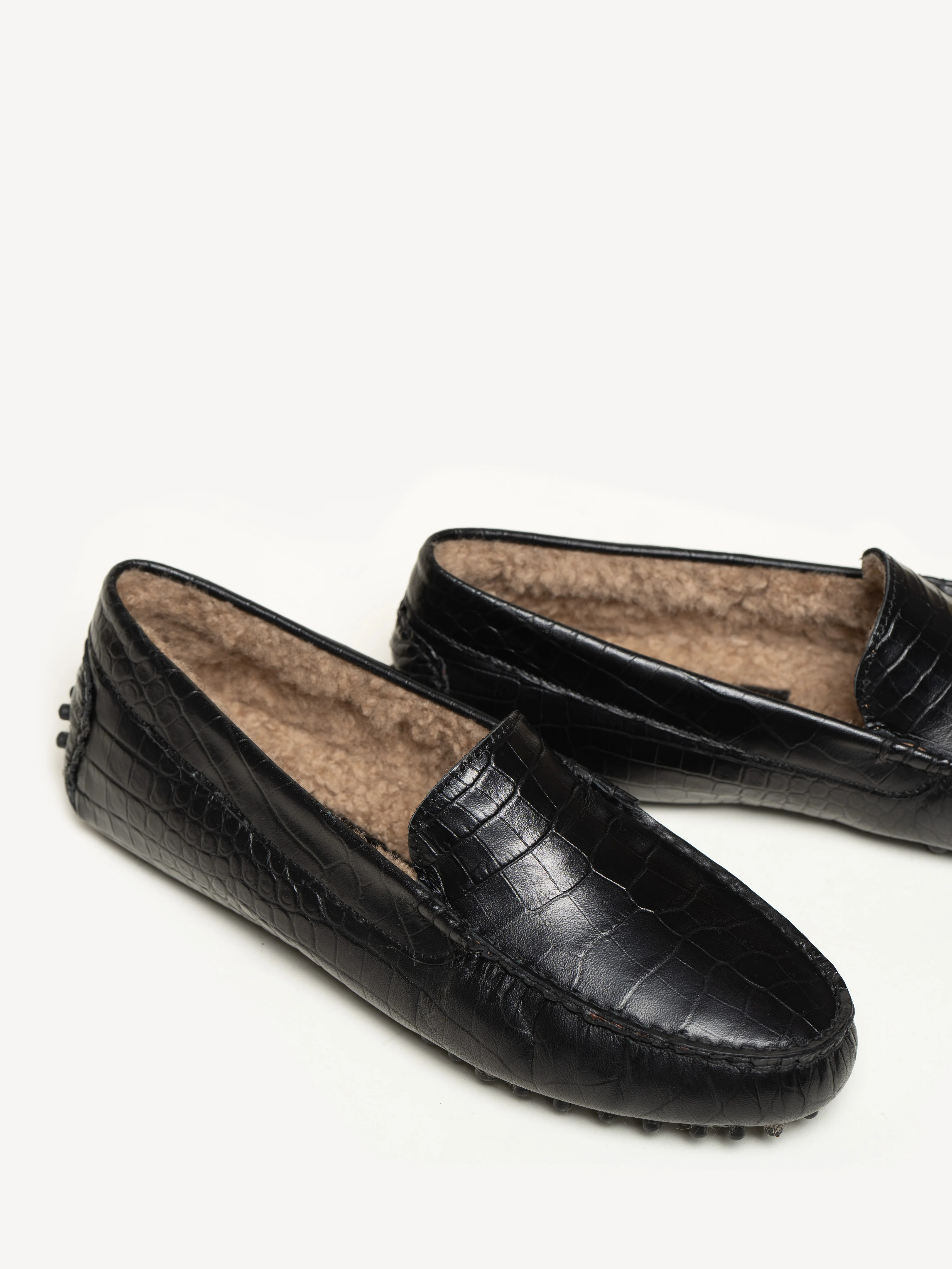 The Felize Shearling - Image 4