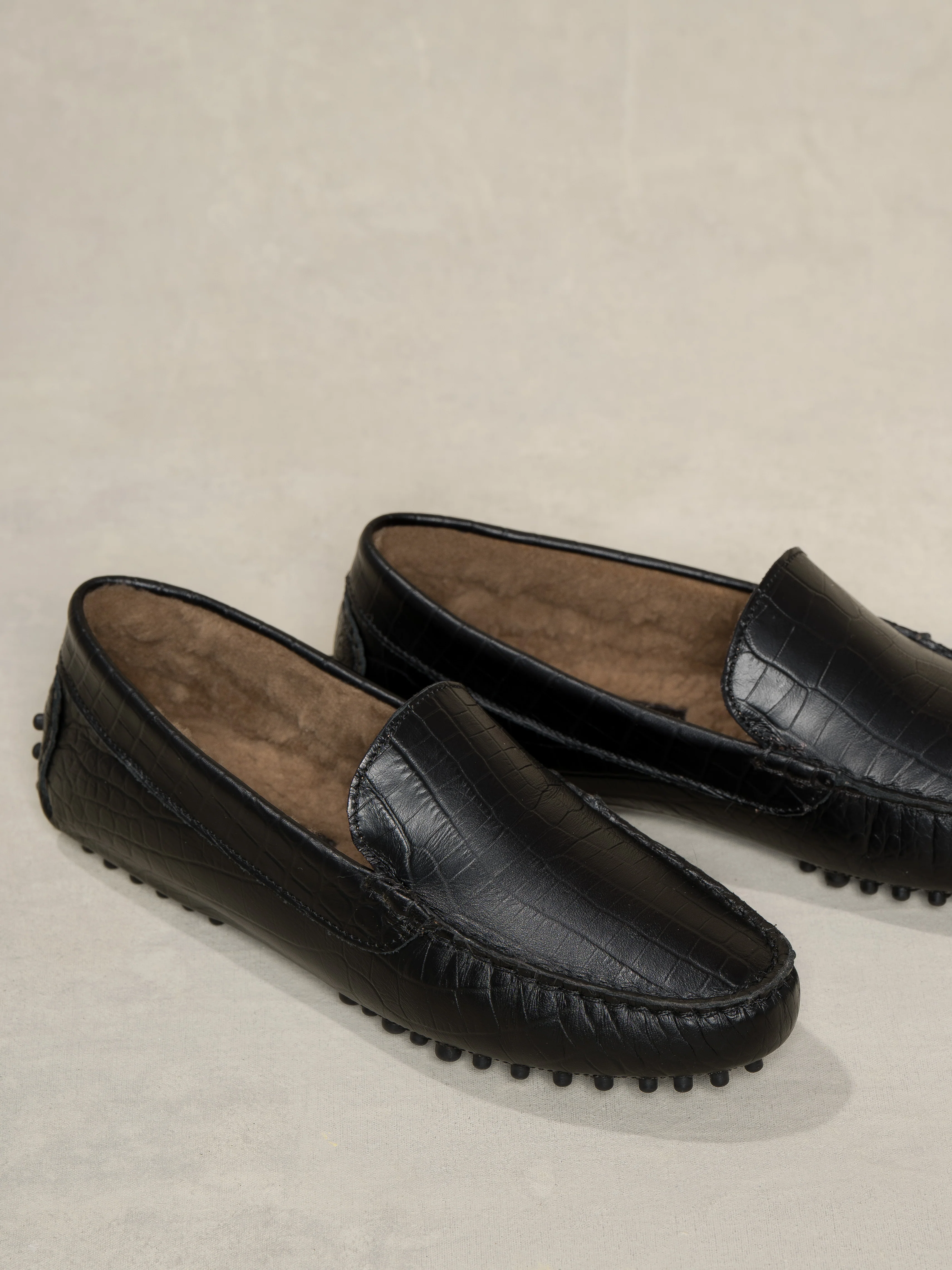 The Felize Shearling - Image 4