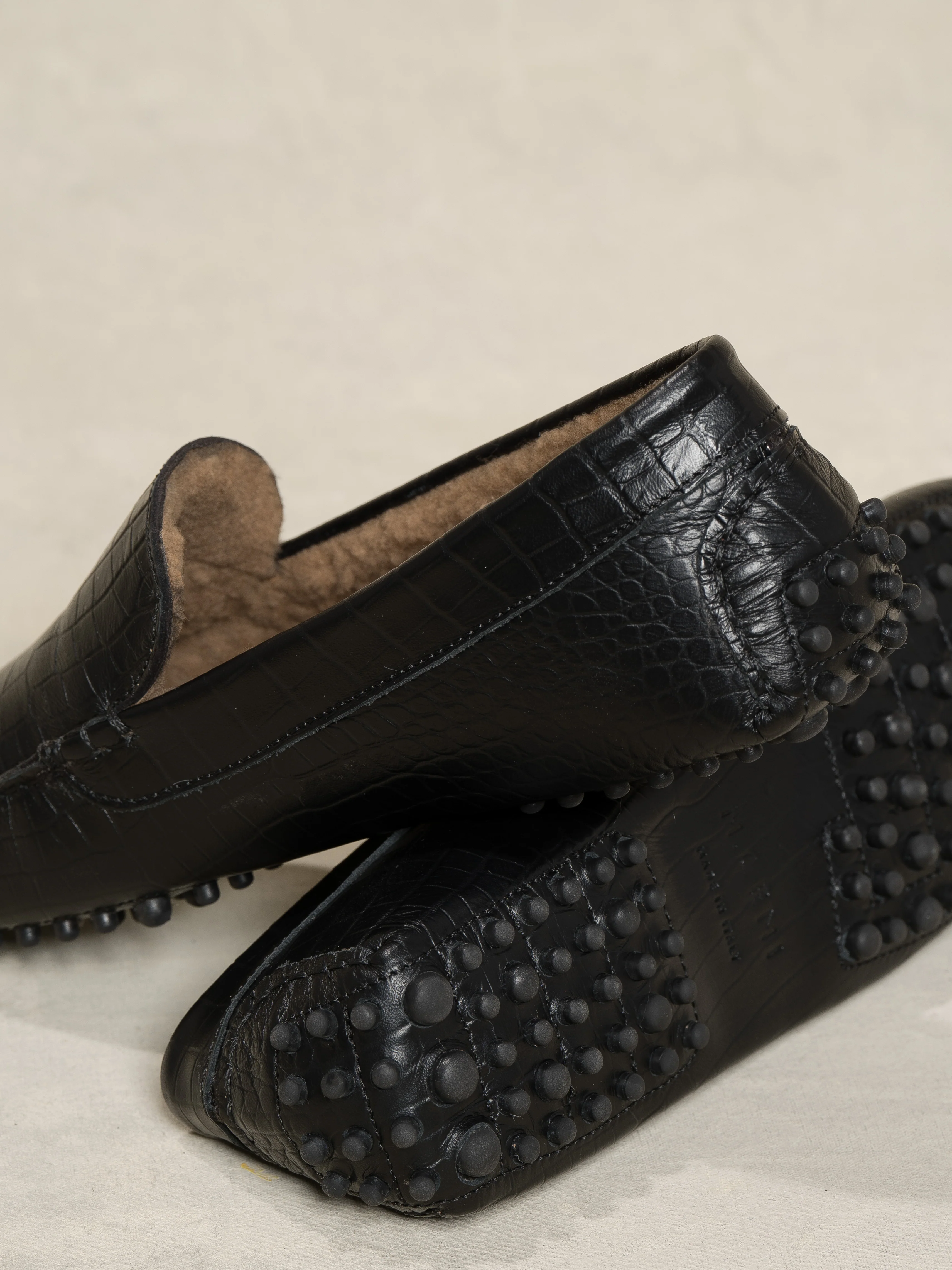 The Felize Shearling - Image 6