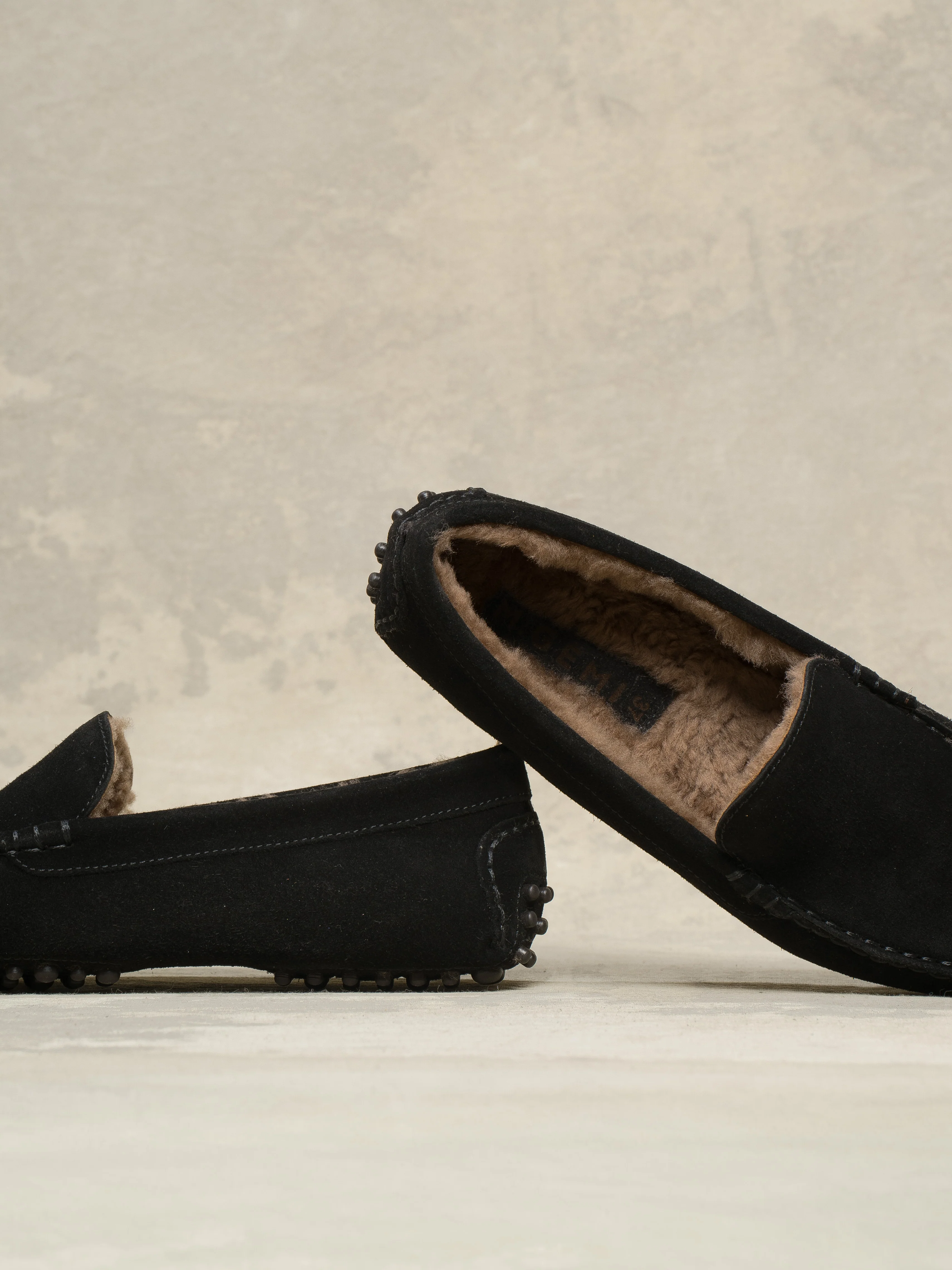 The Felize Shearling - Image 5