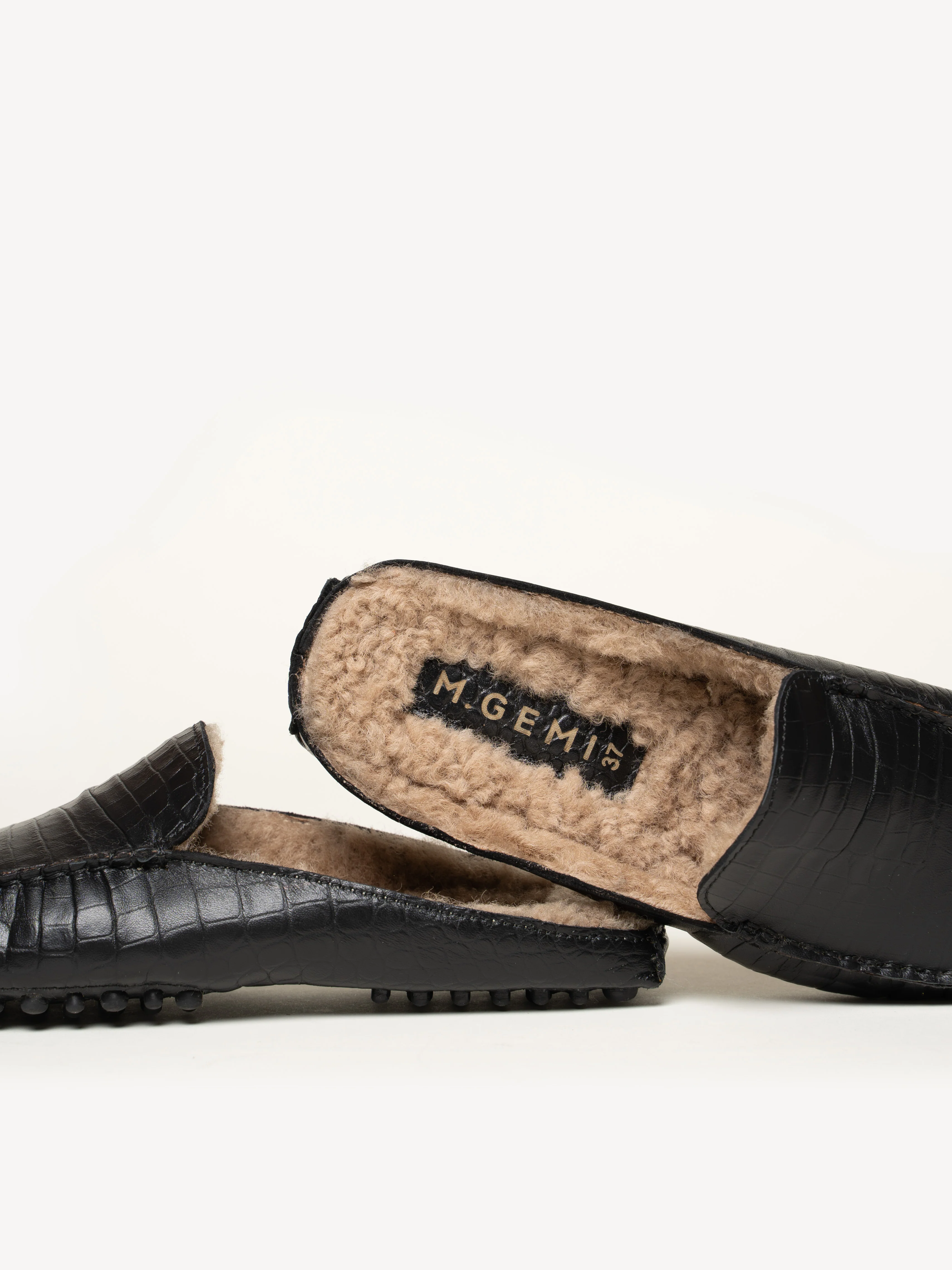 The Felize Shearling Mule - Image 3