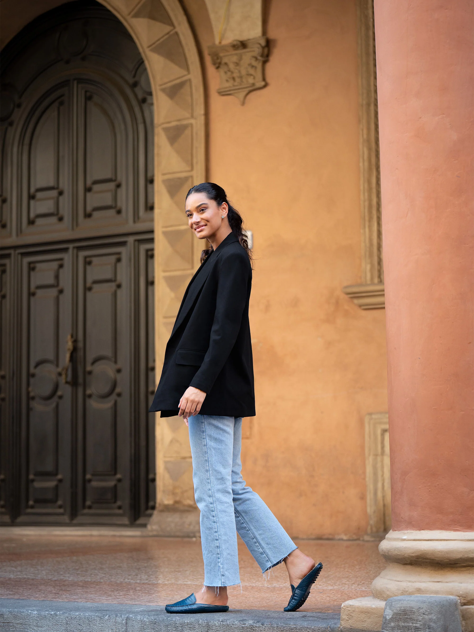 The Felize Shearling Mule - Image 8