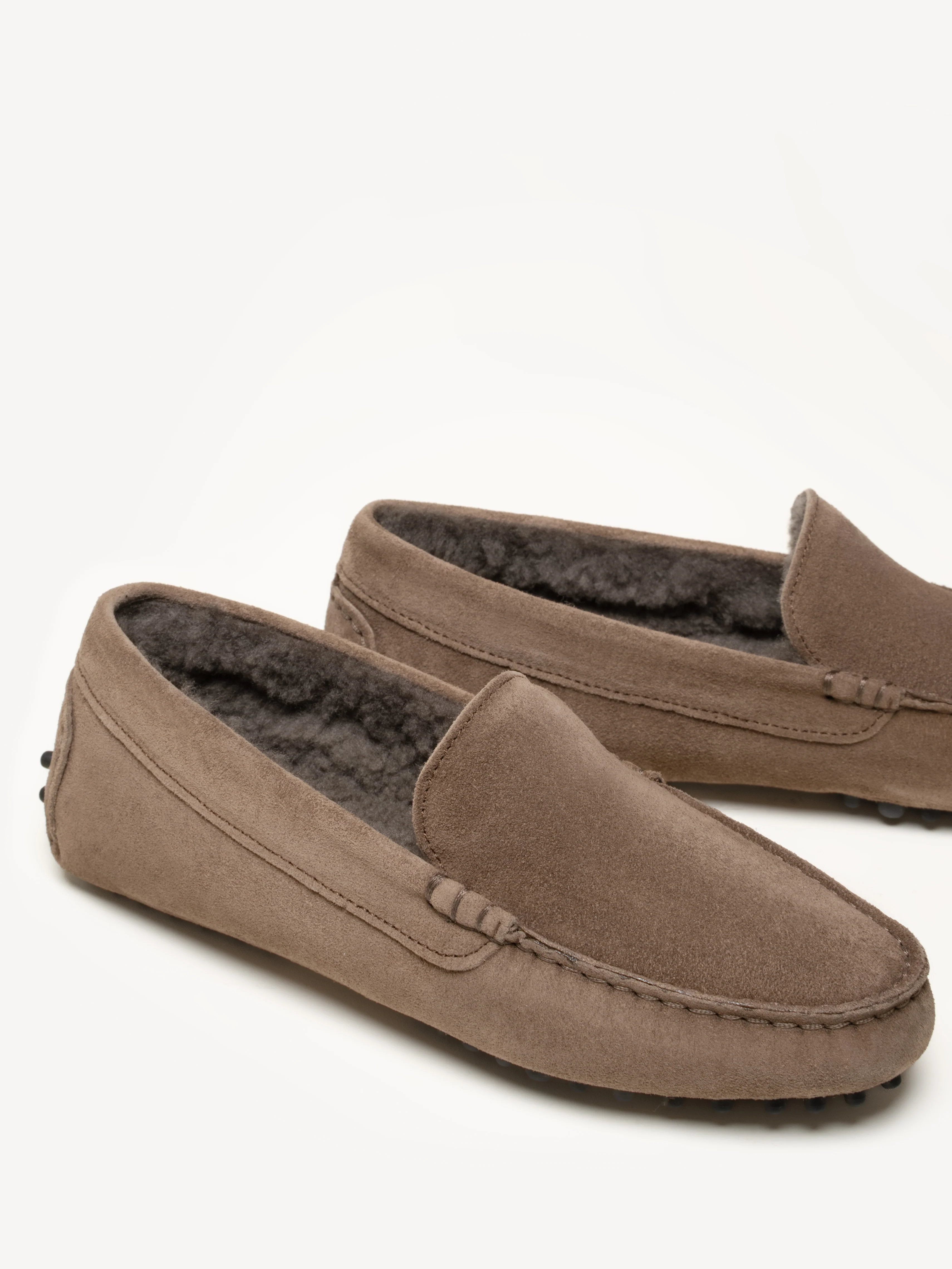 The Felize Shearling - Image 4