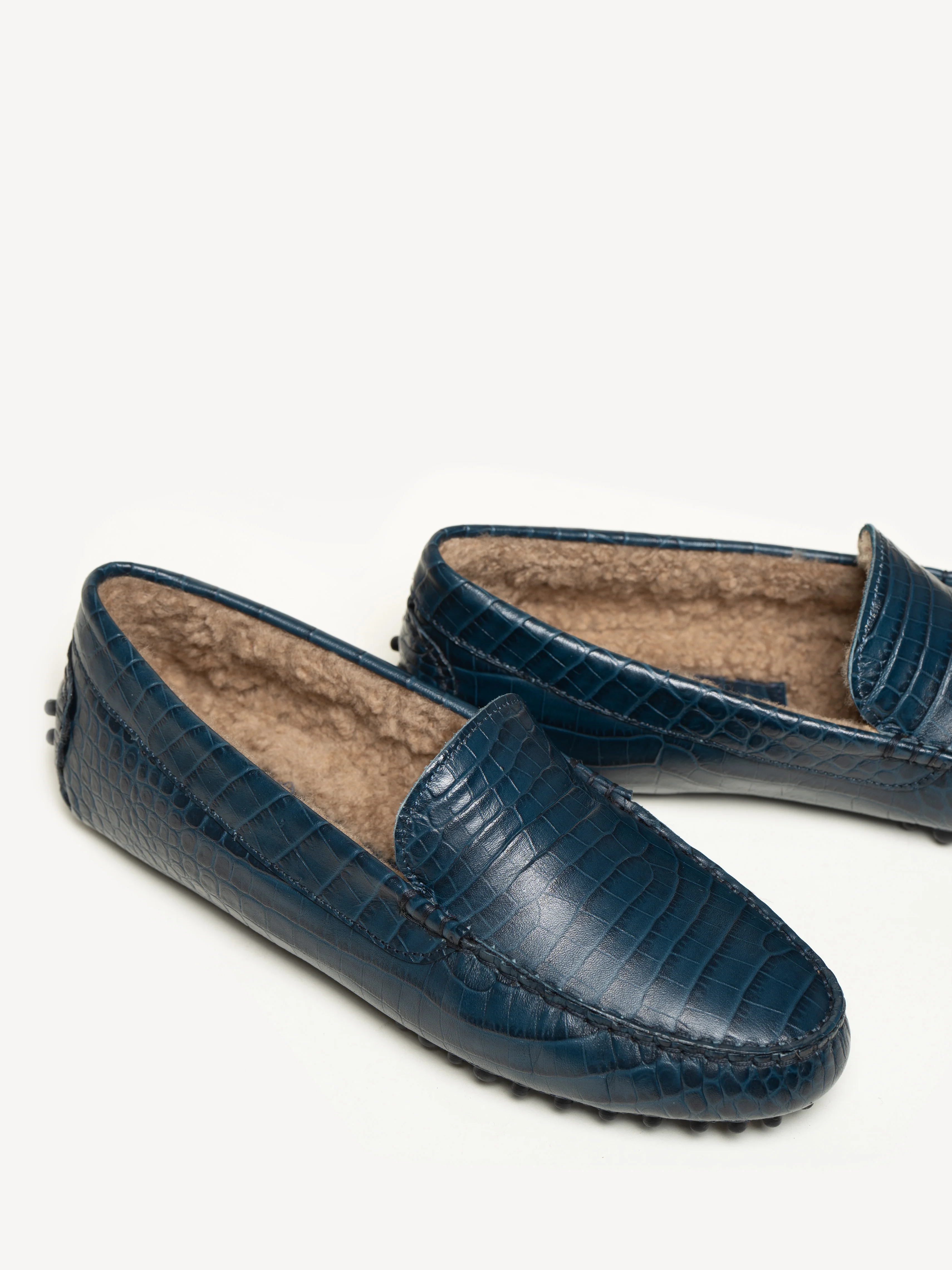 The Felize Shearling - Image 4