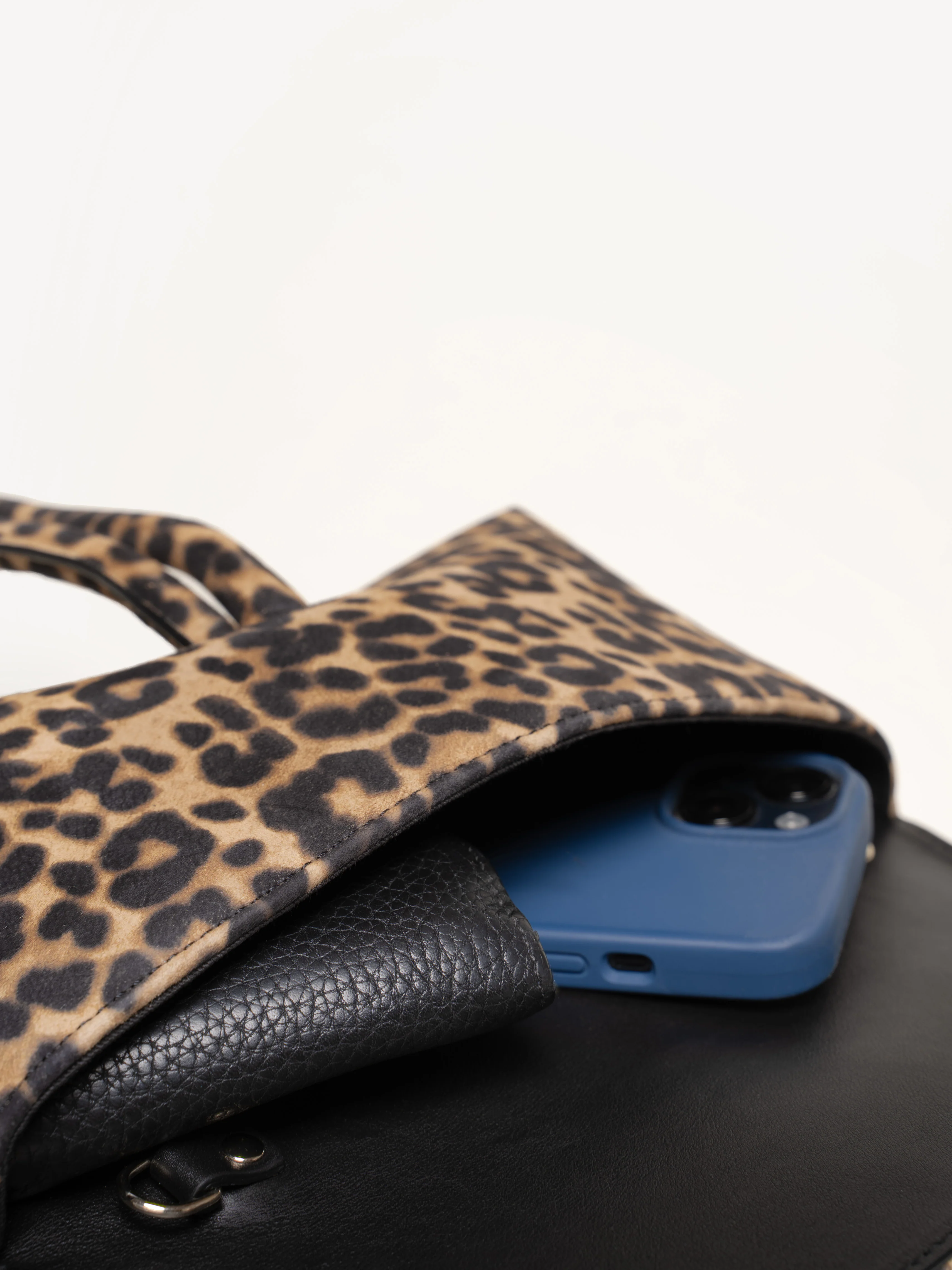 The Francesca Convertible Crossbody - Image 5