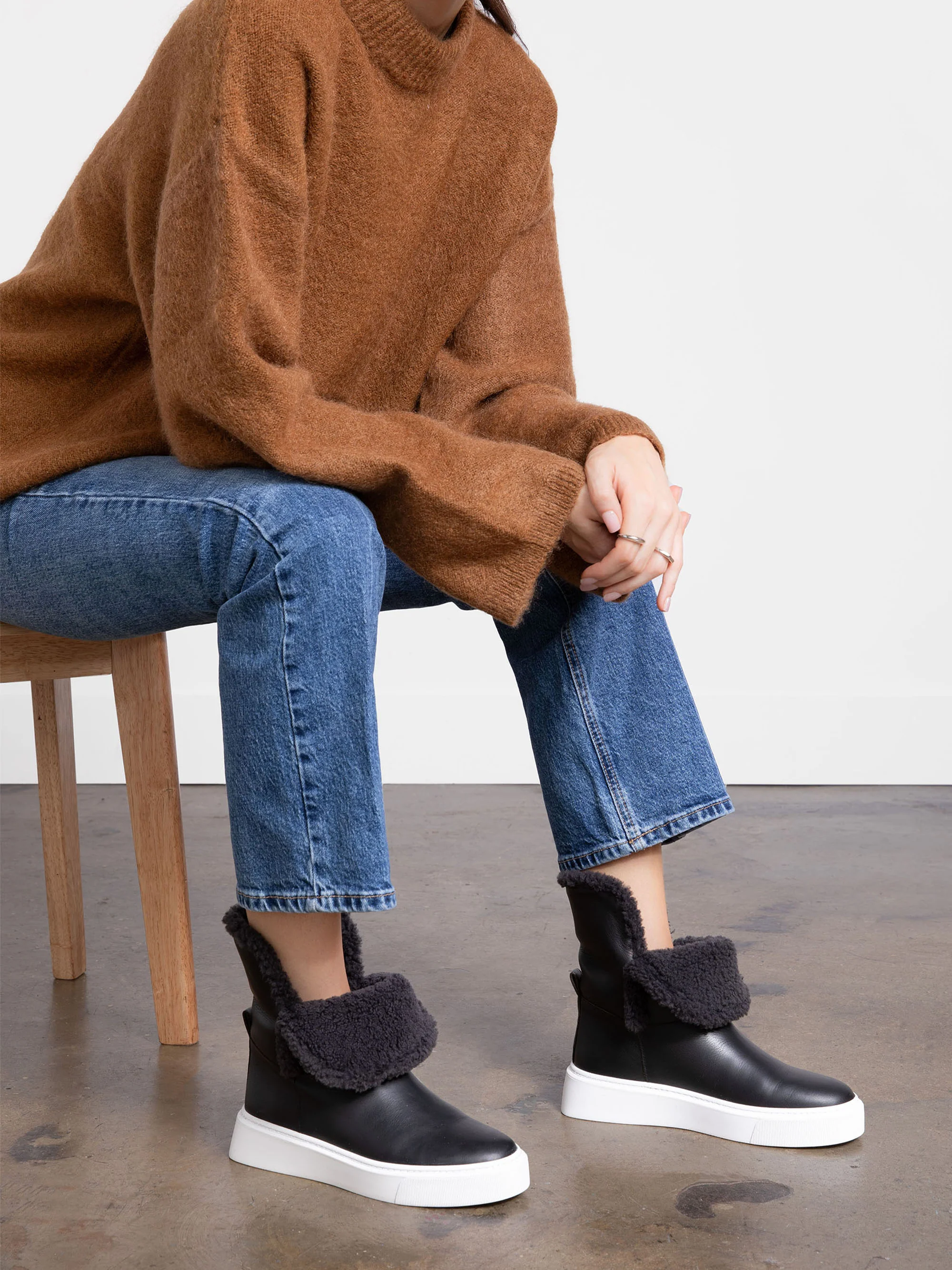 The Fredda Shearling - Image 8