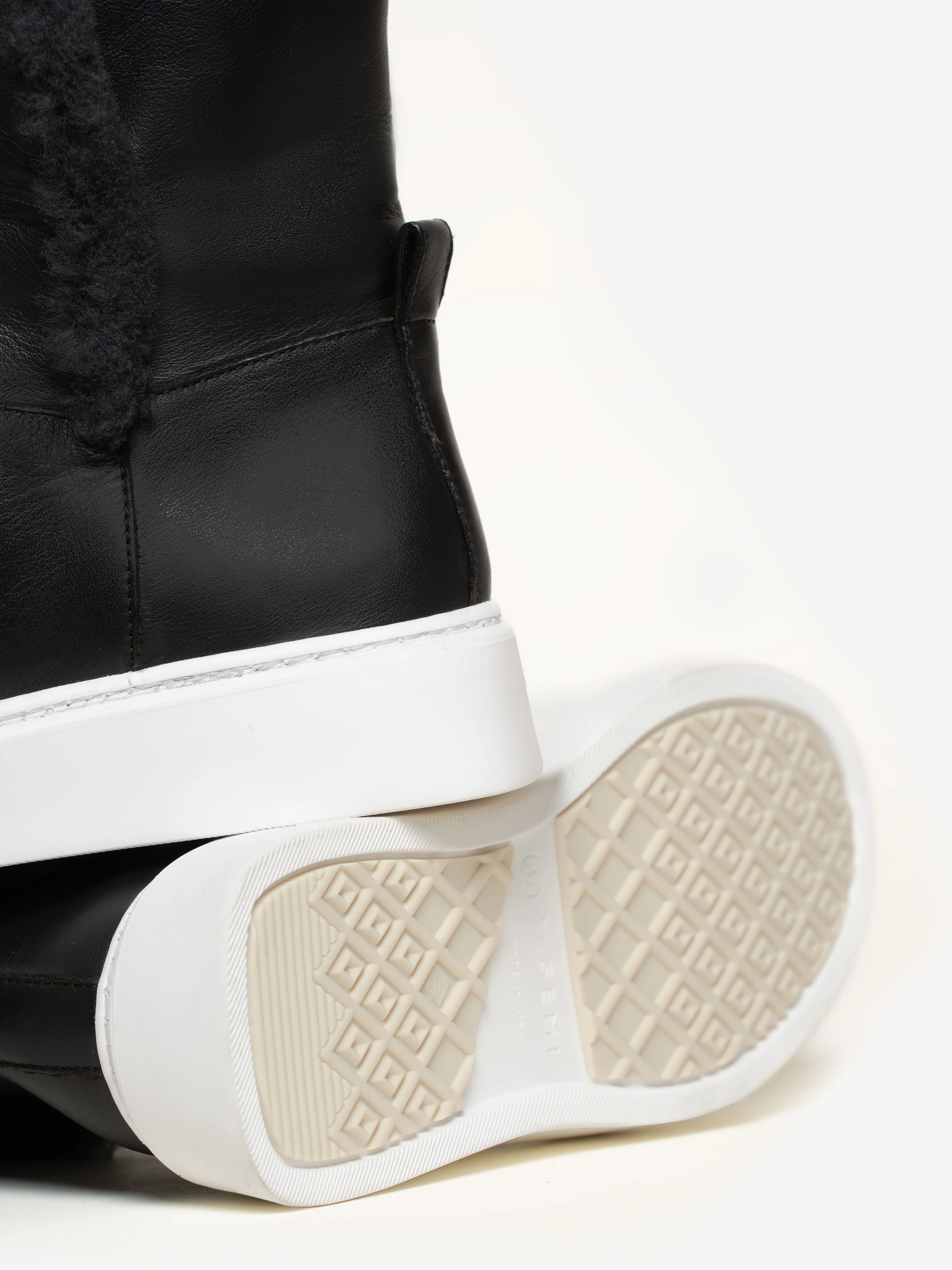 The Fredda Shearling (Sample Sale) - Image 5