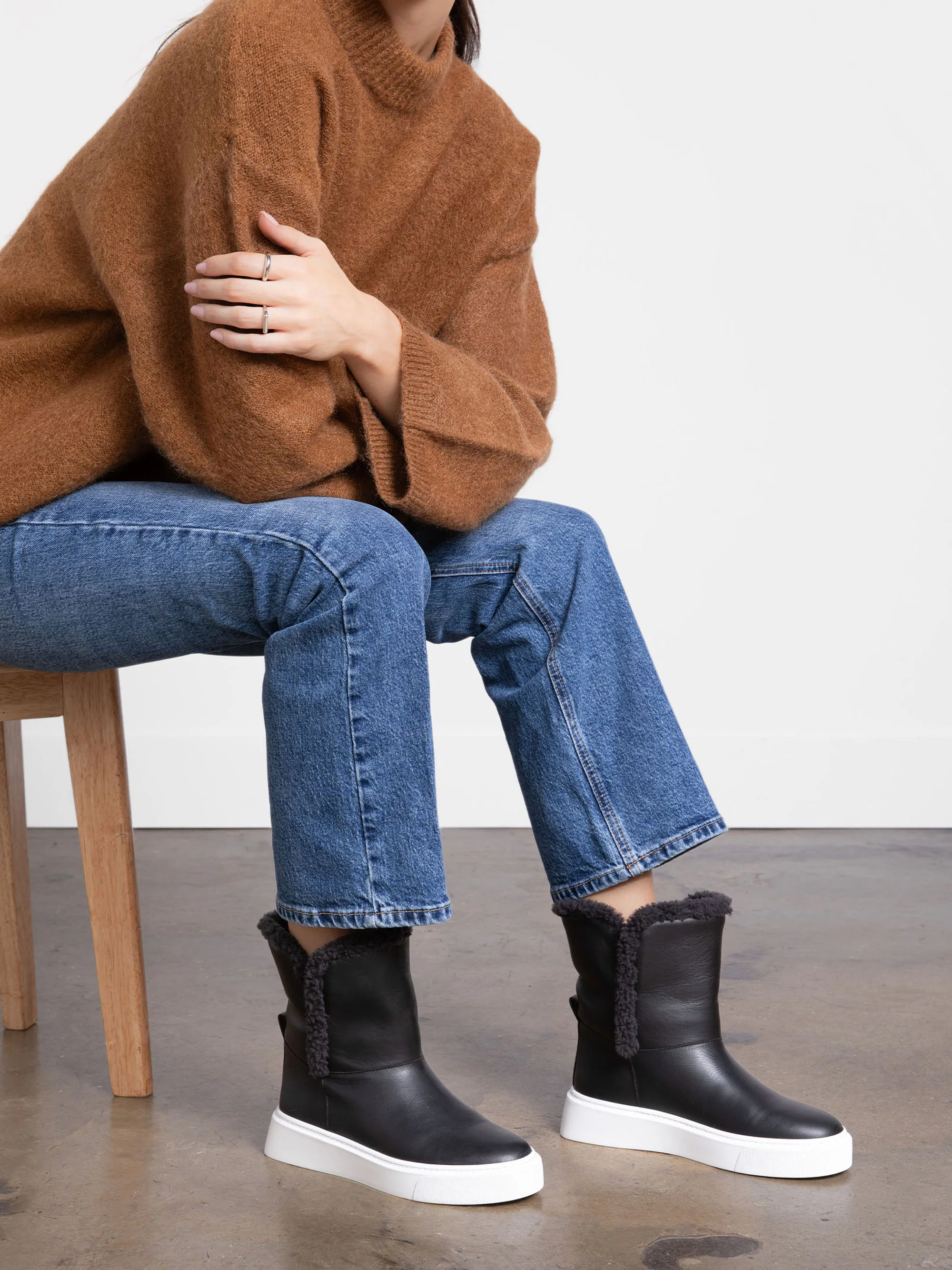 The Fredda Shearling - Image 7