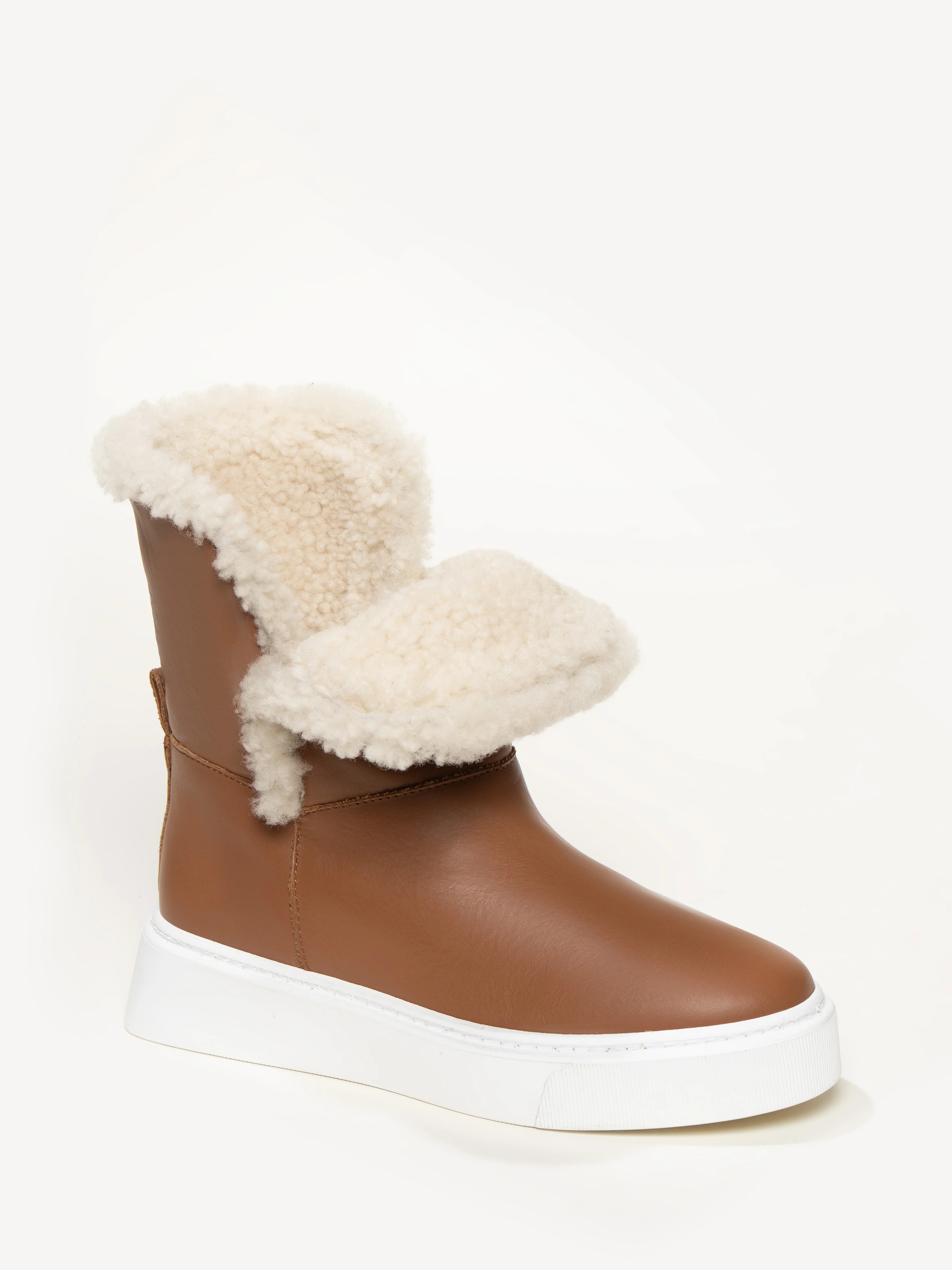 The Fredda Shearling - Image 3