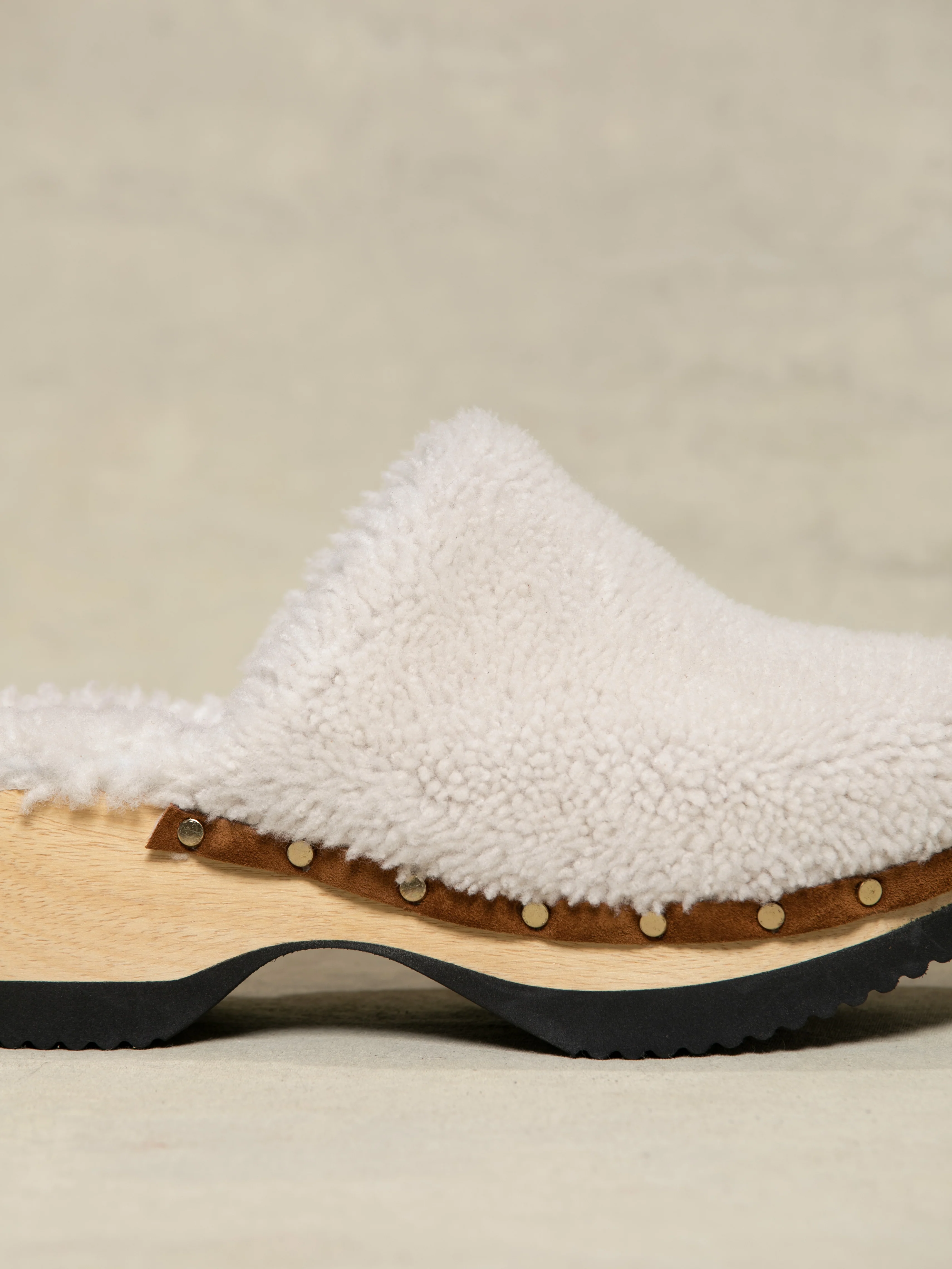 The Greta Shearling - Image 5