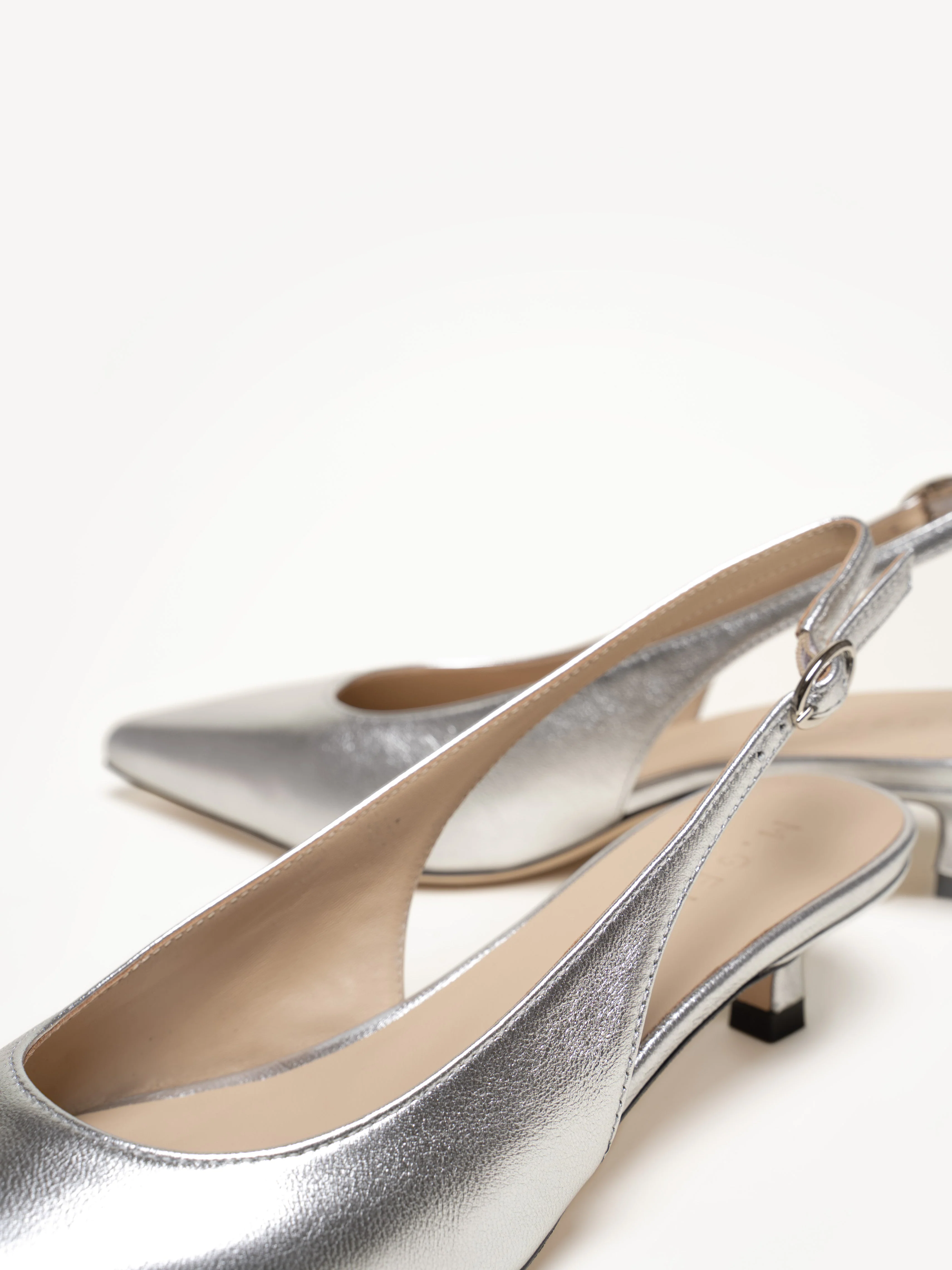 The Lisinda (Sample Sale) - Image 4