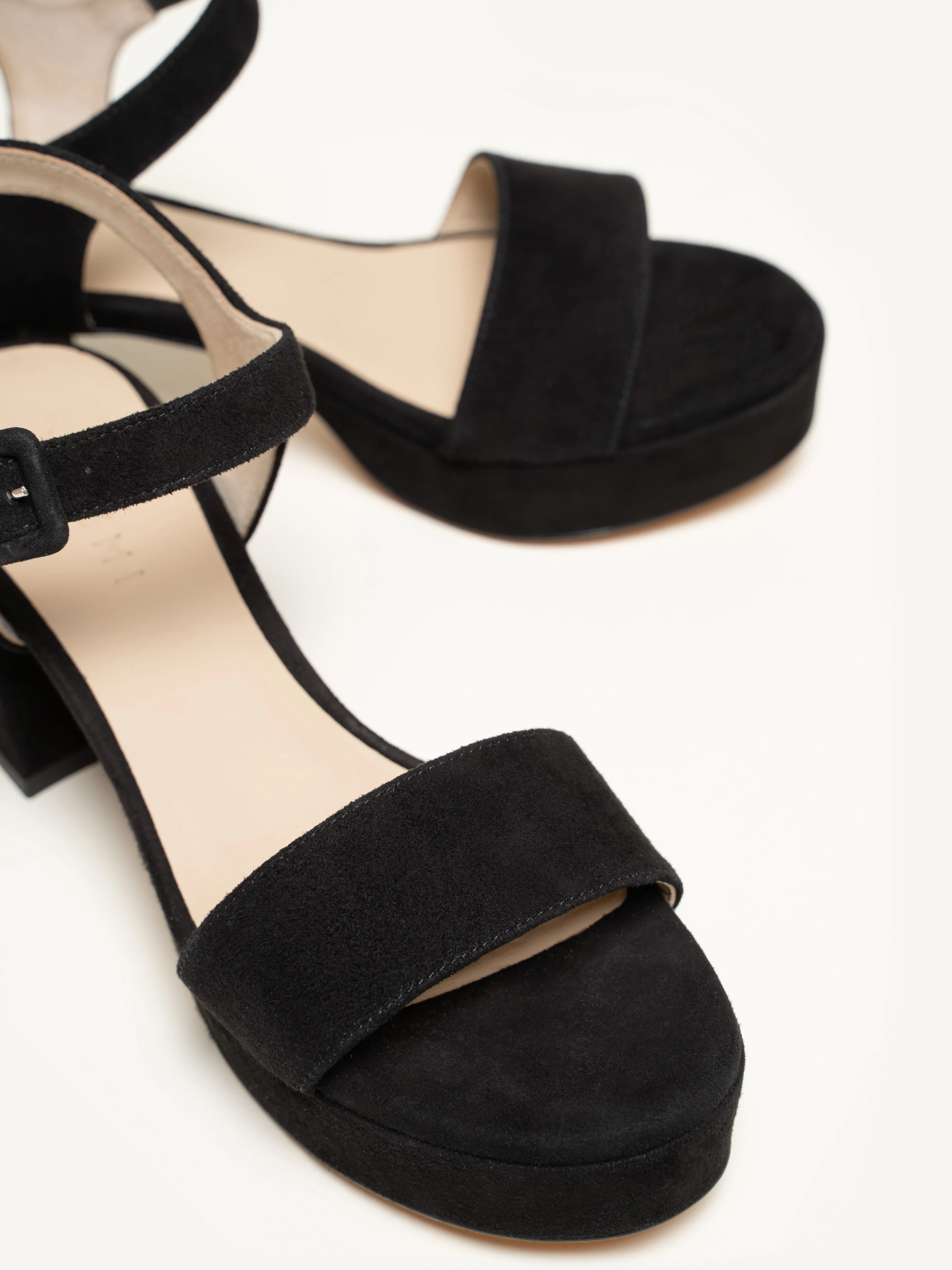 The Lizza Nuova (Sample Sale) - Image 4