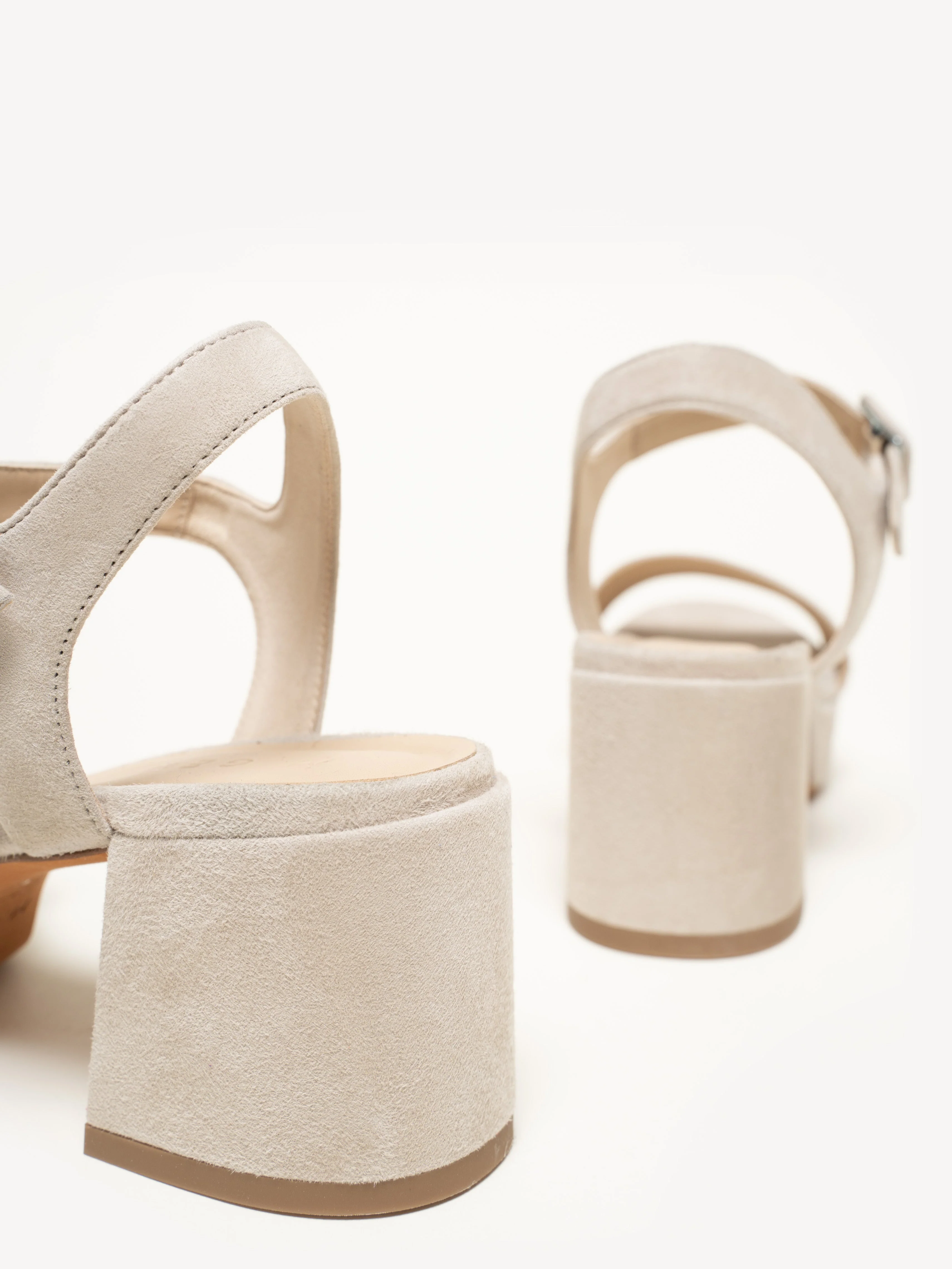 The Lizza Nuova (Sample Sale) - Image 3
