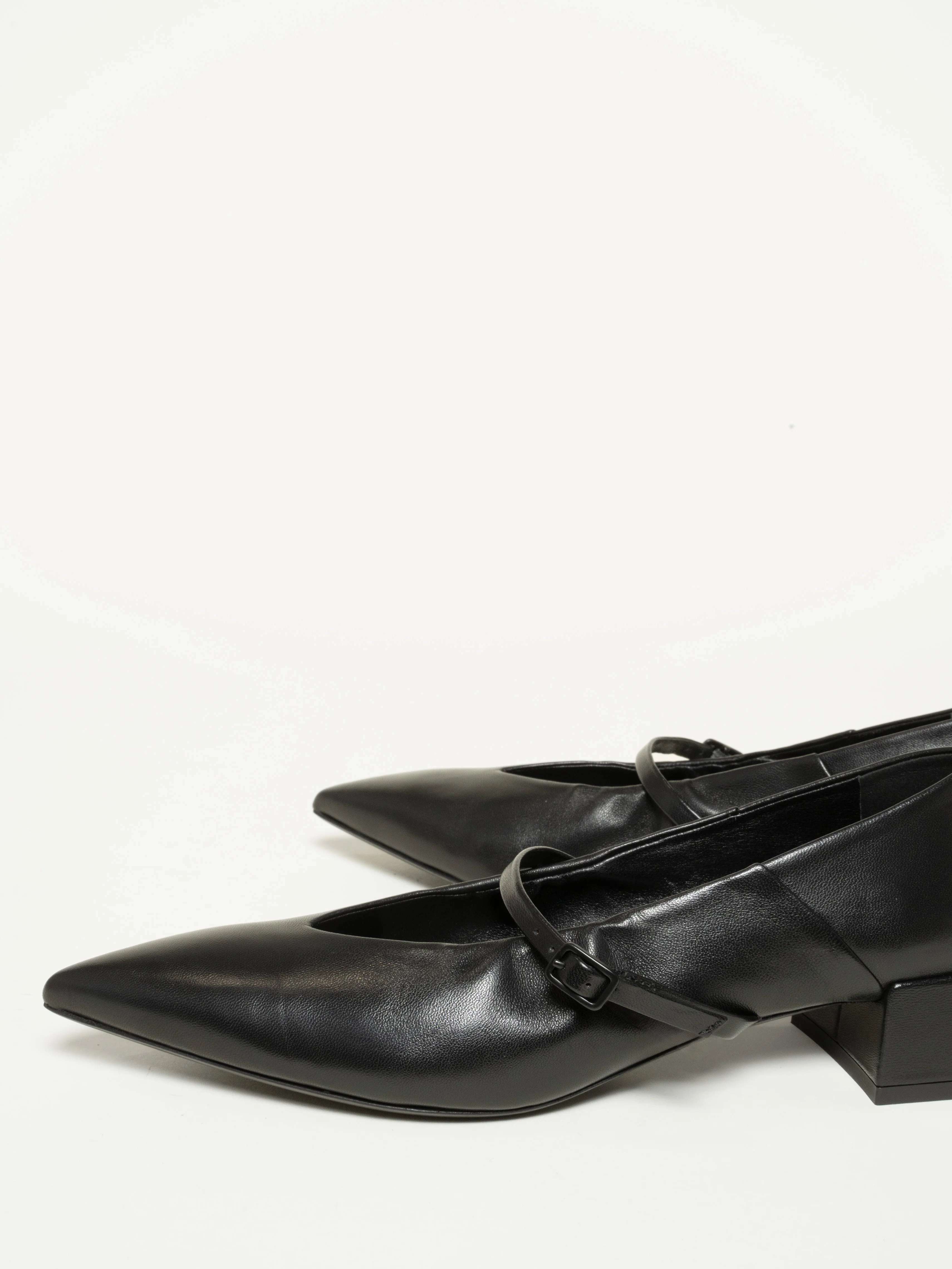 The Loriana 35MM (Sample Sale) - Image 3