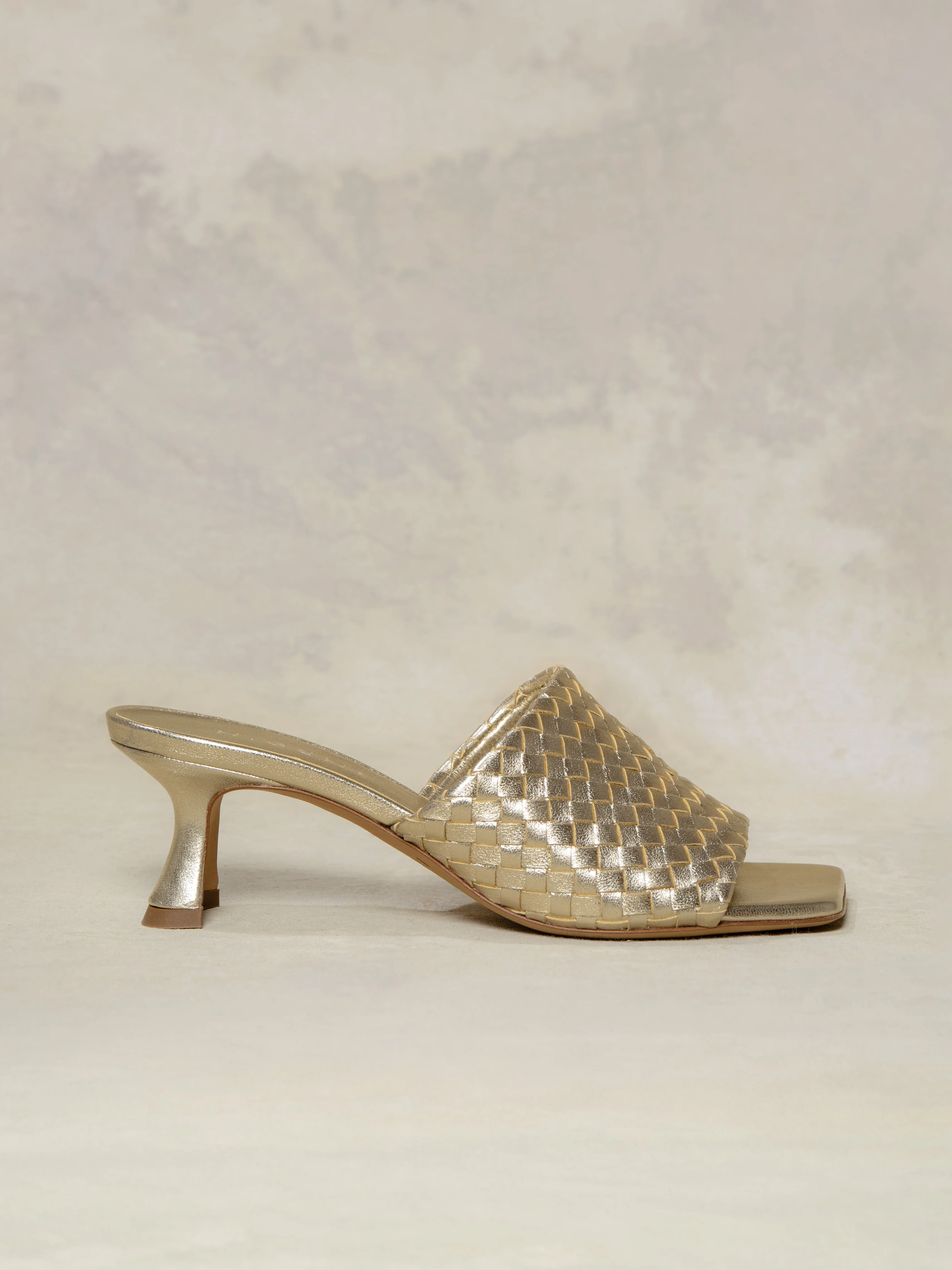 The Marina Woven (Sample Sale)