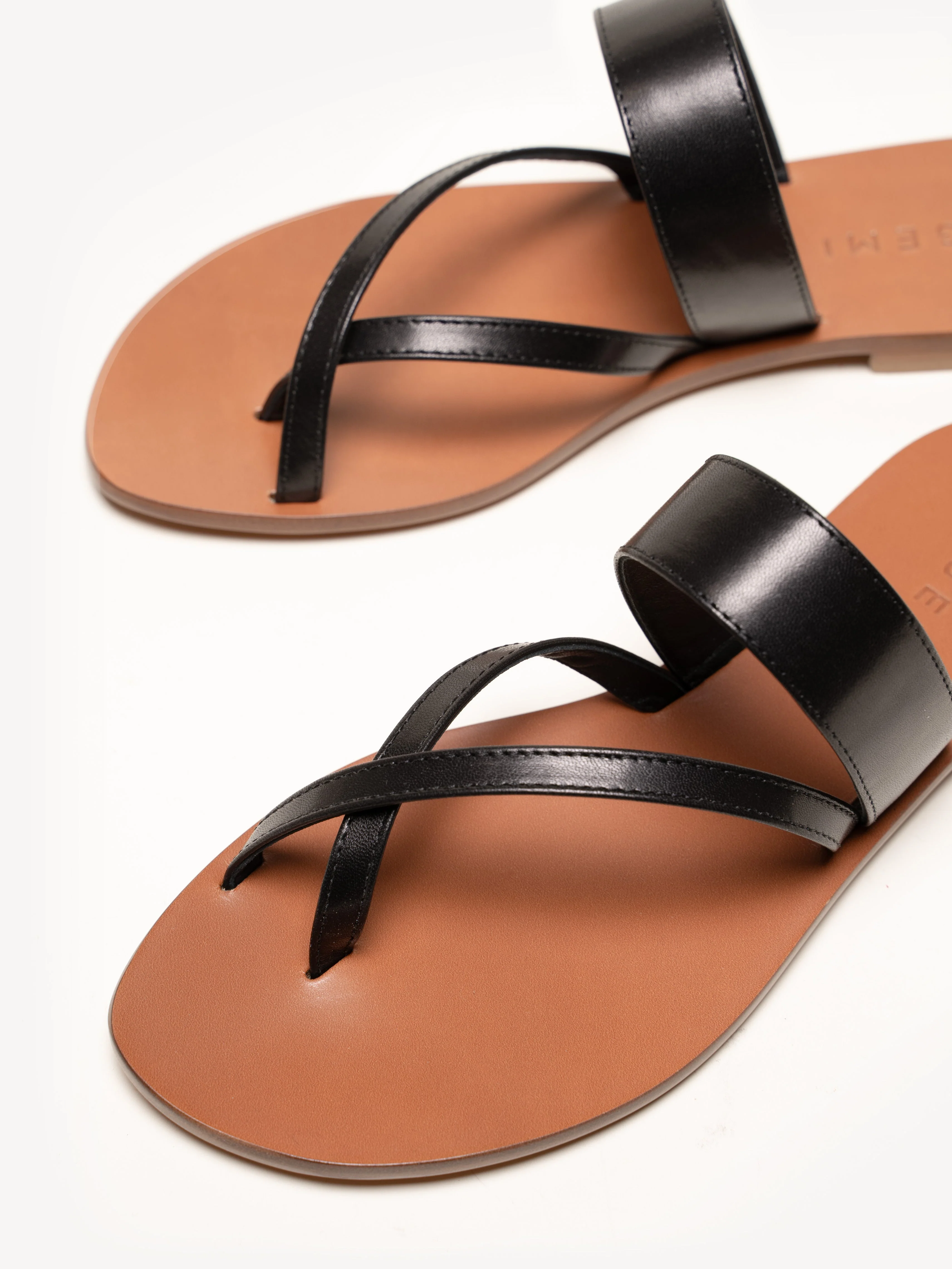 The Medio (Sample Sale) - Image 3