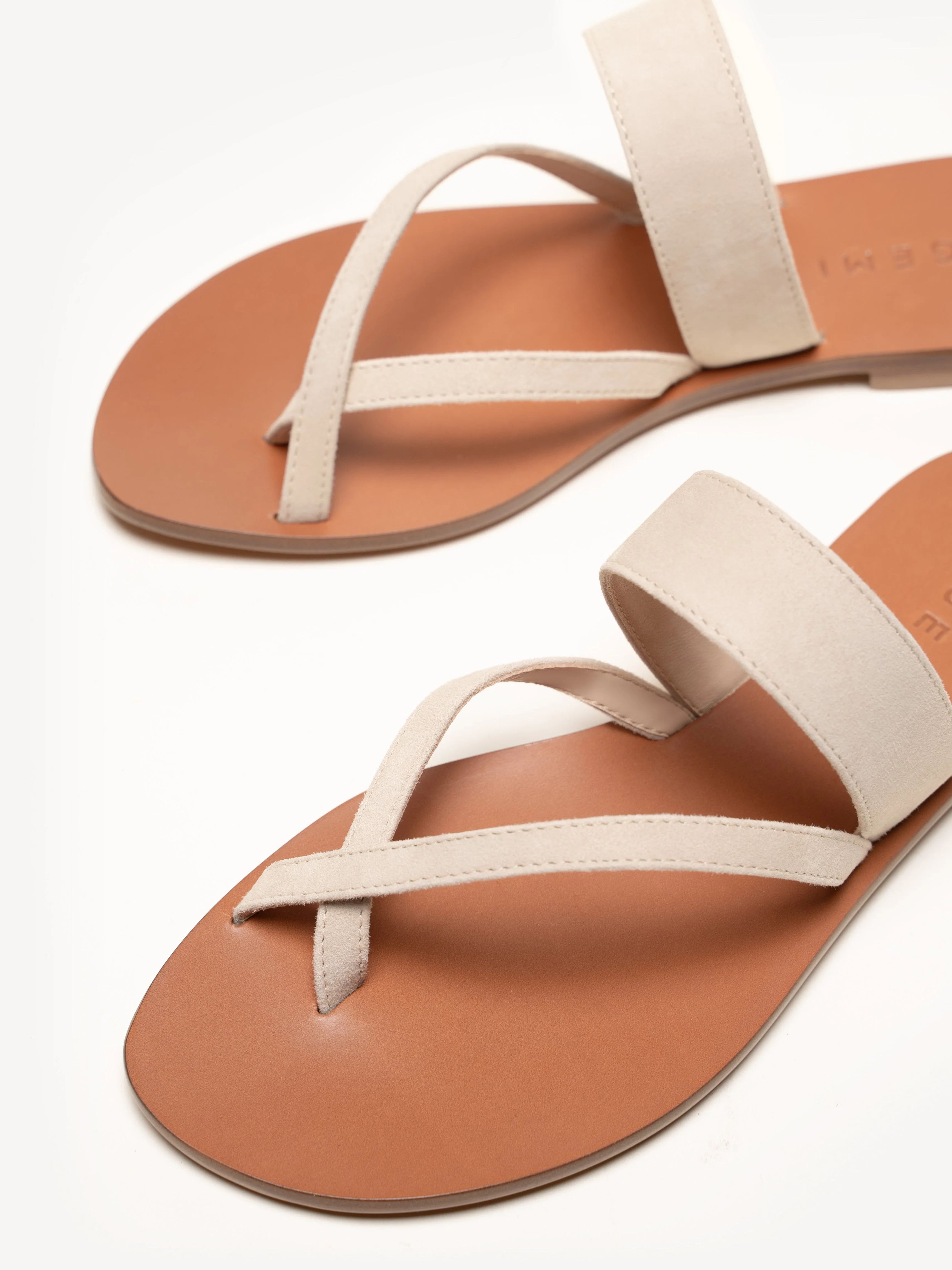 The Medio (Sample Sale) - Image 3