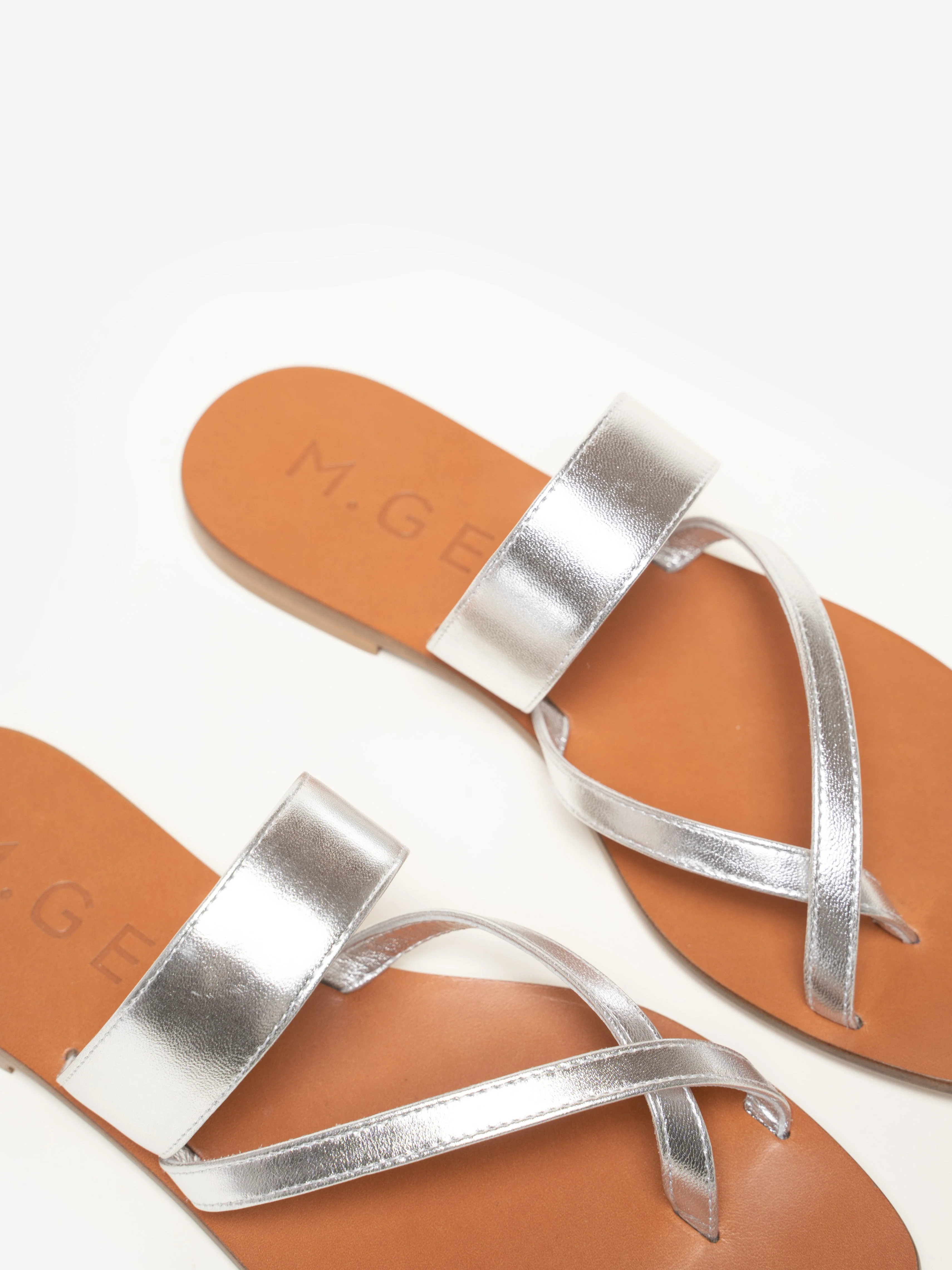 The Medio (Sample Sale) - Image 3