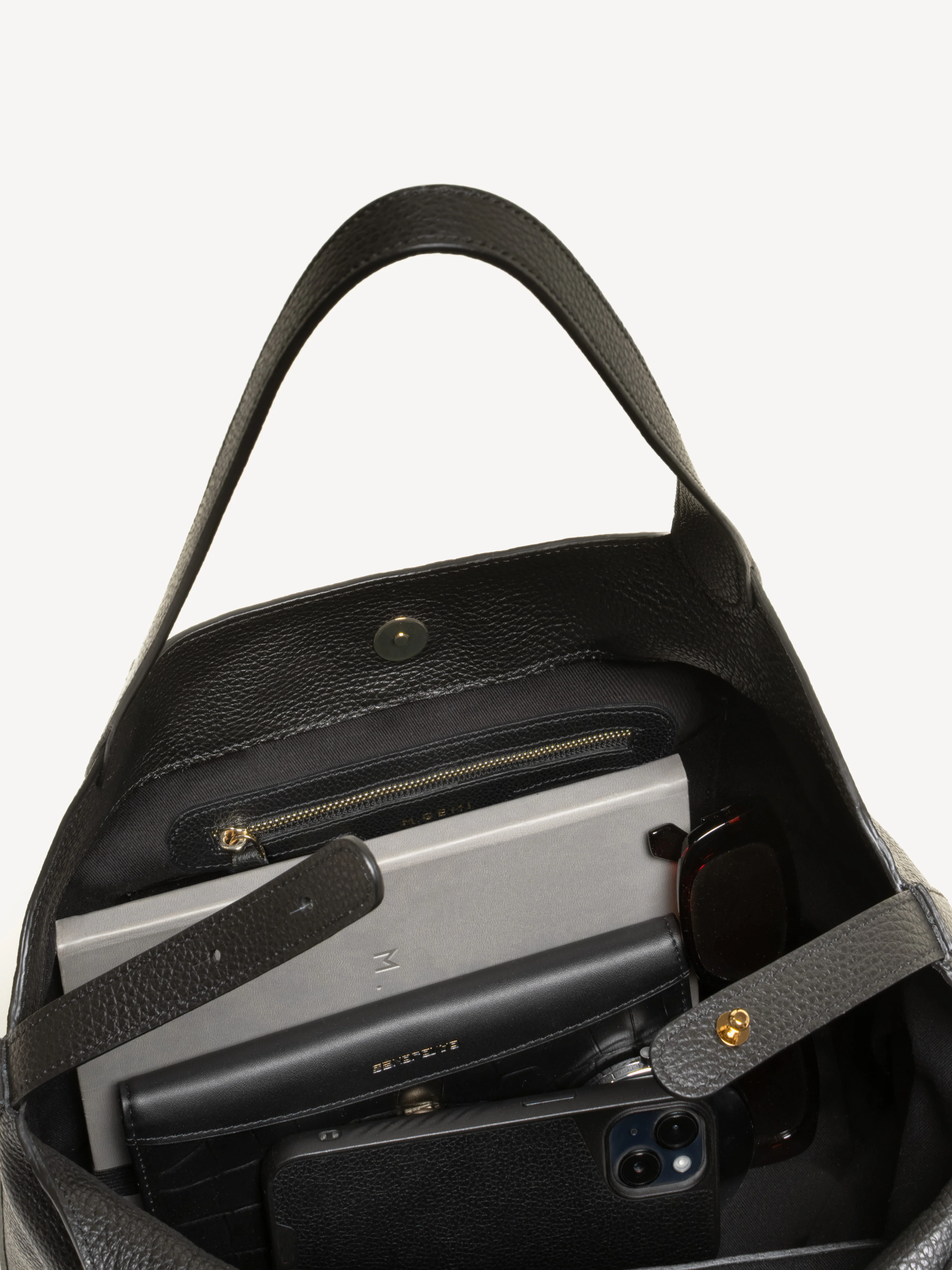 The Rigoletta Bucket Bag - Image 5