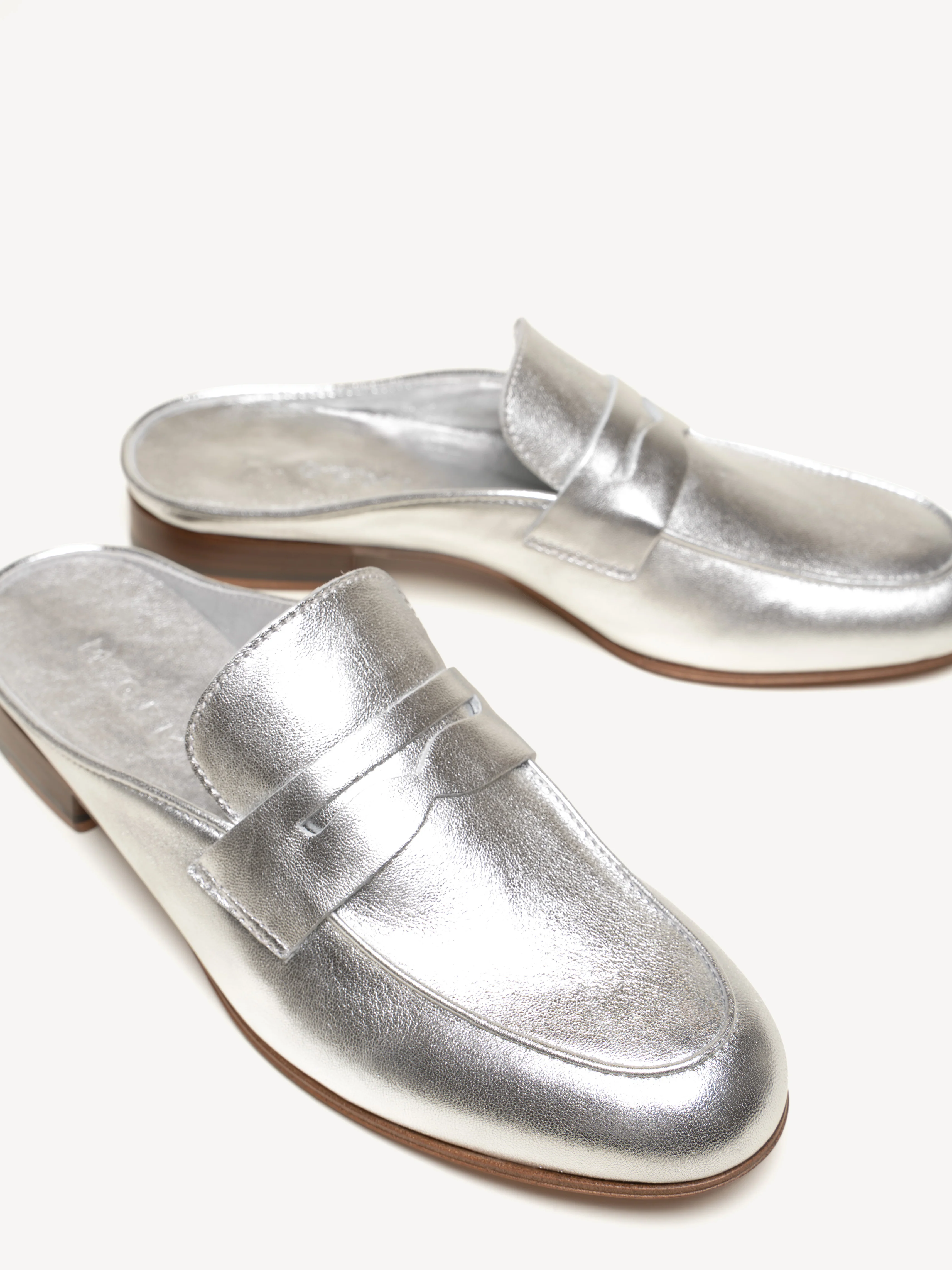 The Sacca Donna Mule - Image 4
