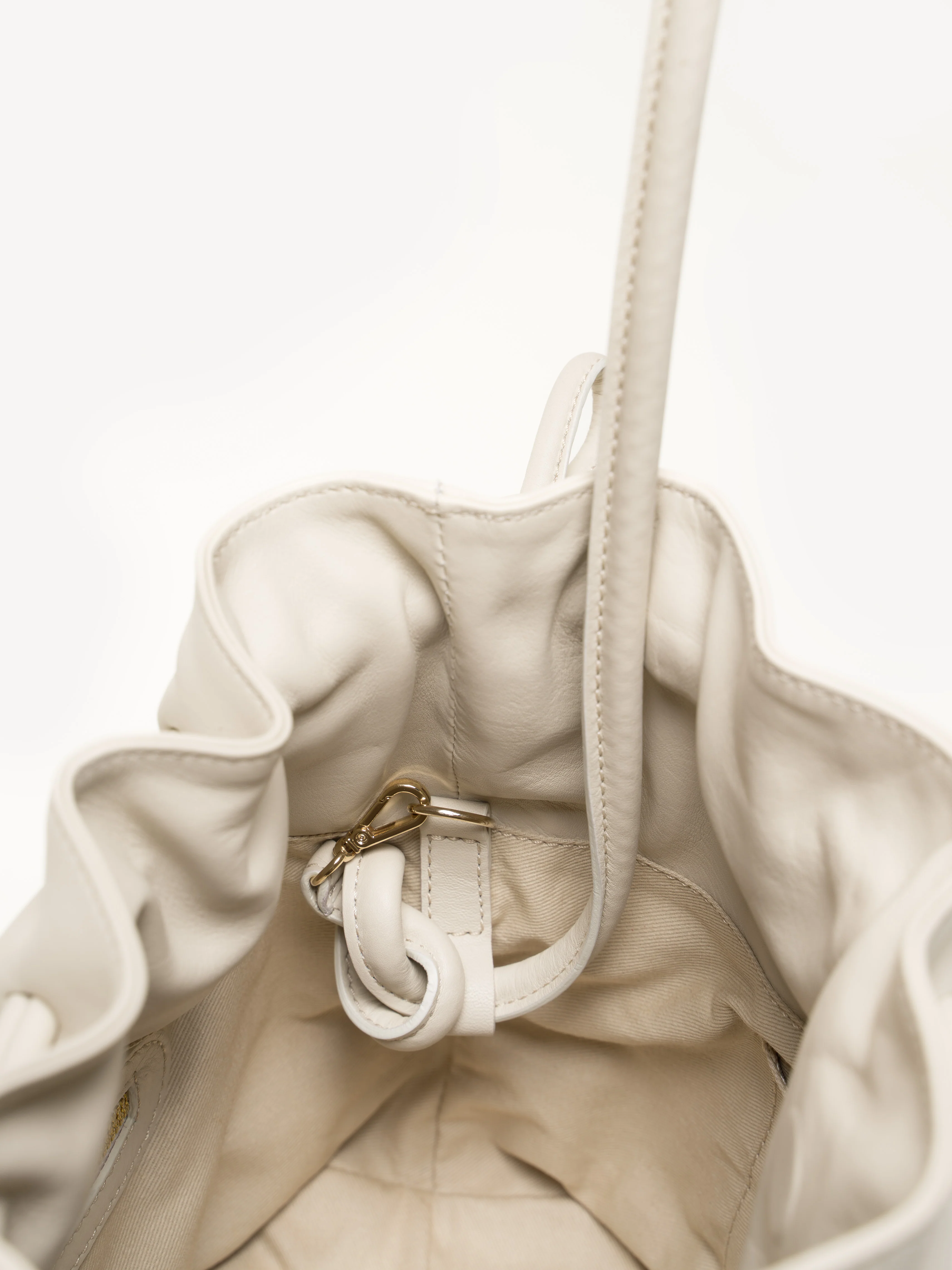 The Sarita Handbag - Image 9