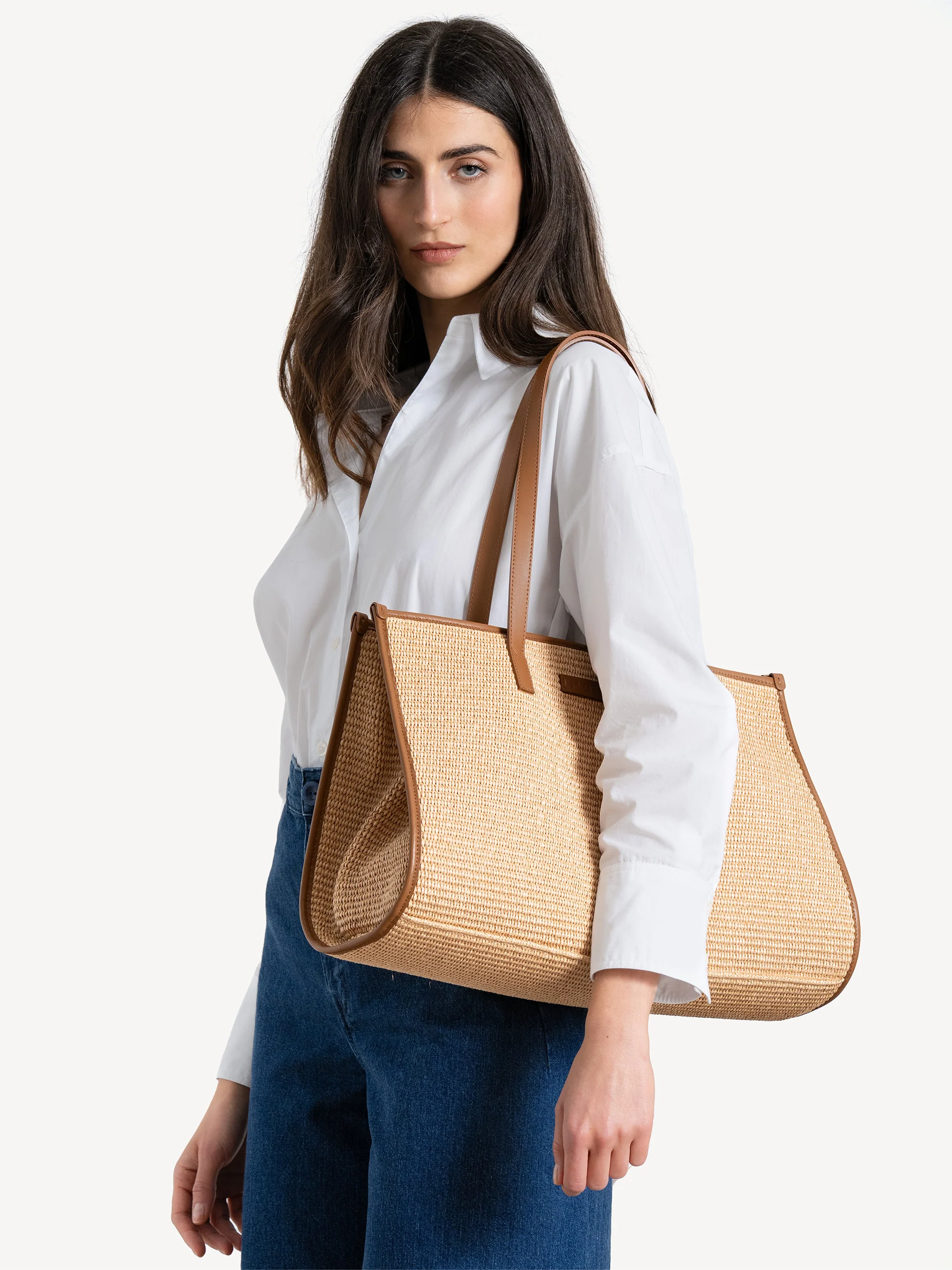 The Solange Tote - Image 10