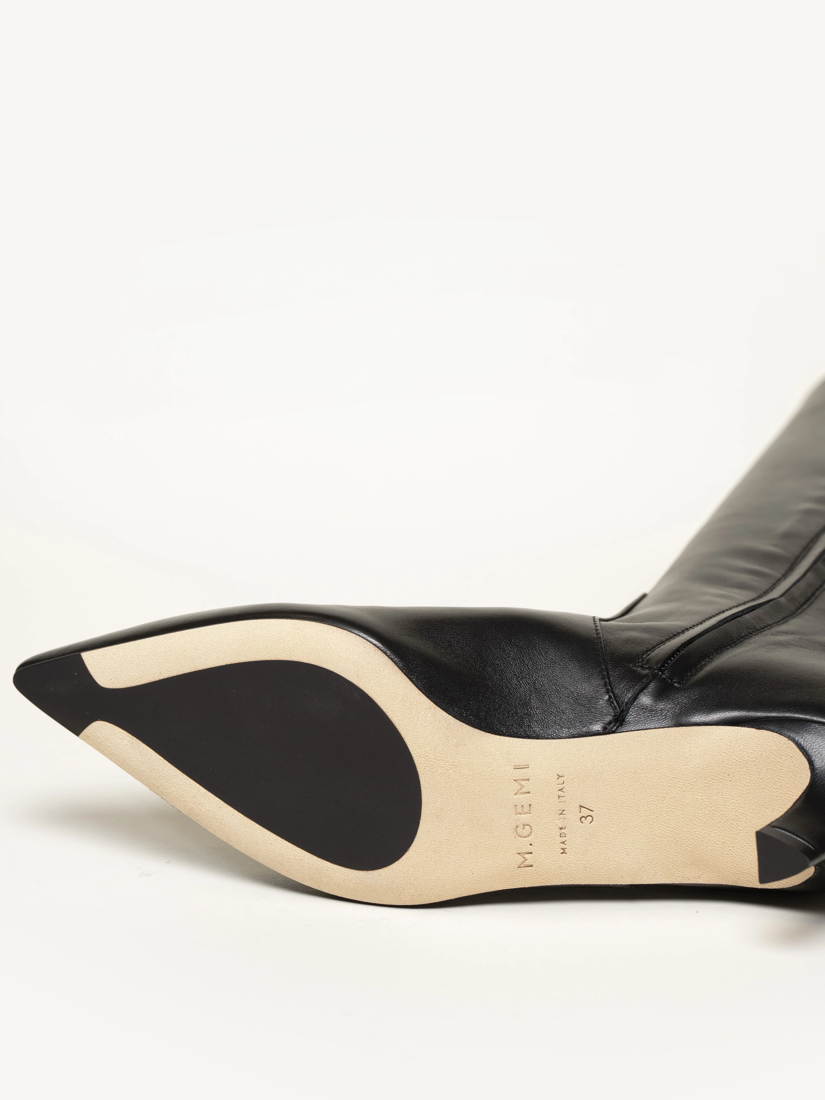 The Tina - Image 5