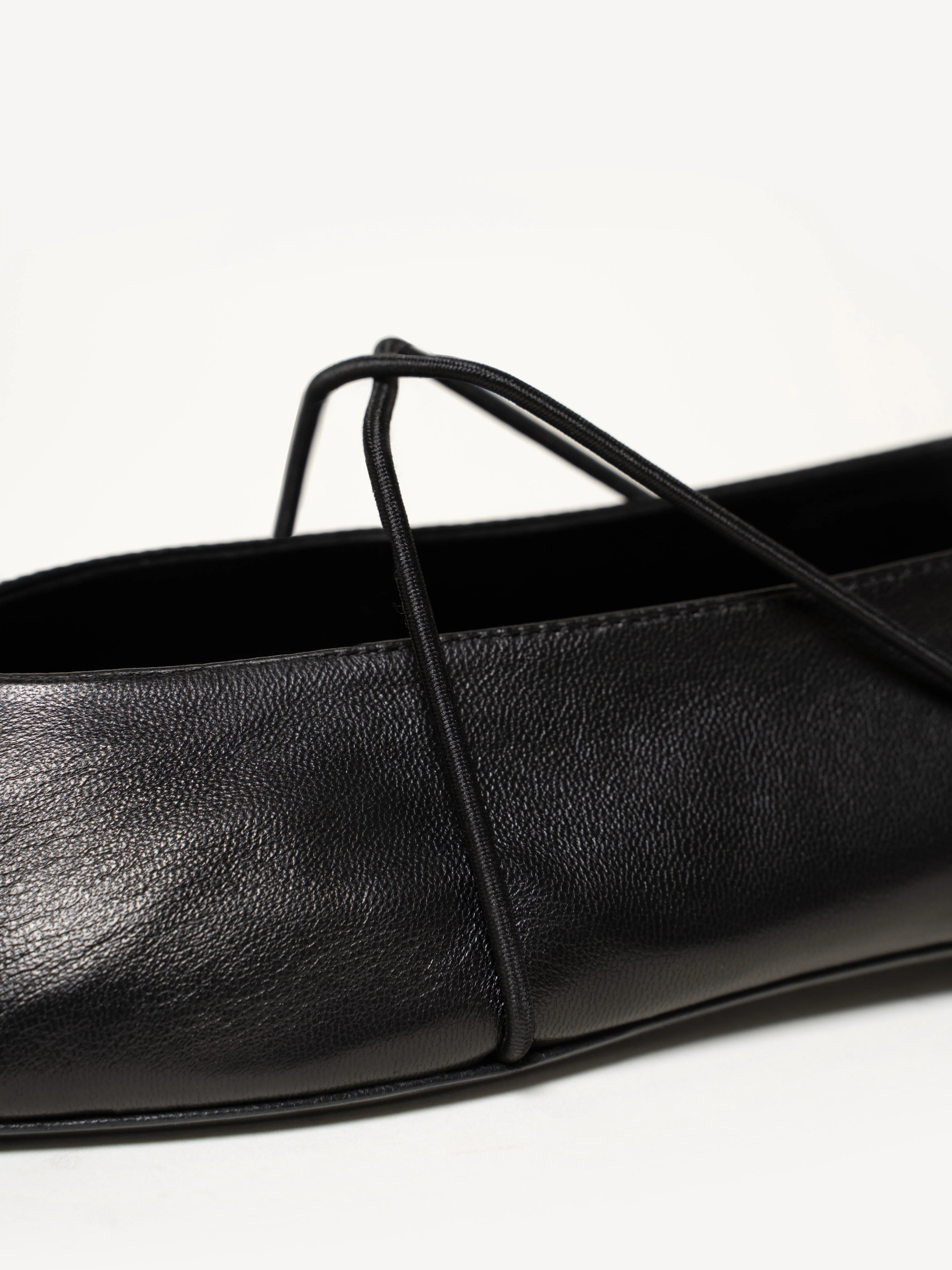 The Una (Sample Sale) - Image 5