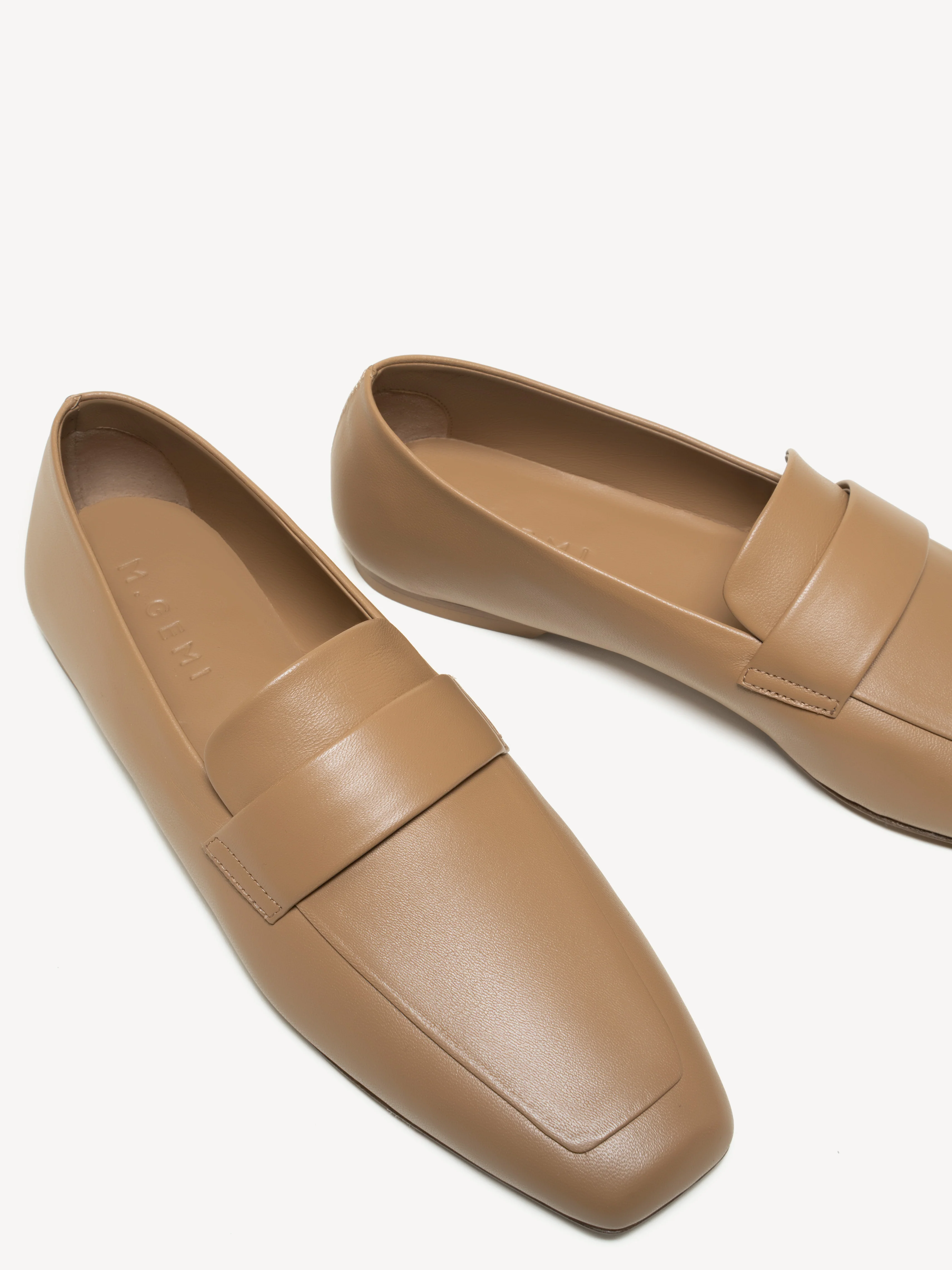 The Una Loafer - Image 4