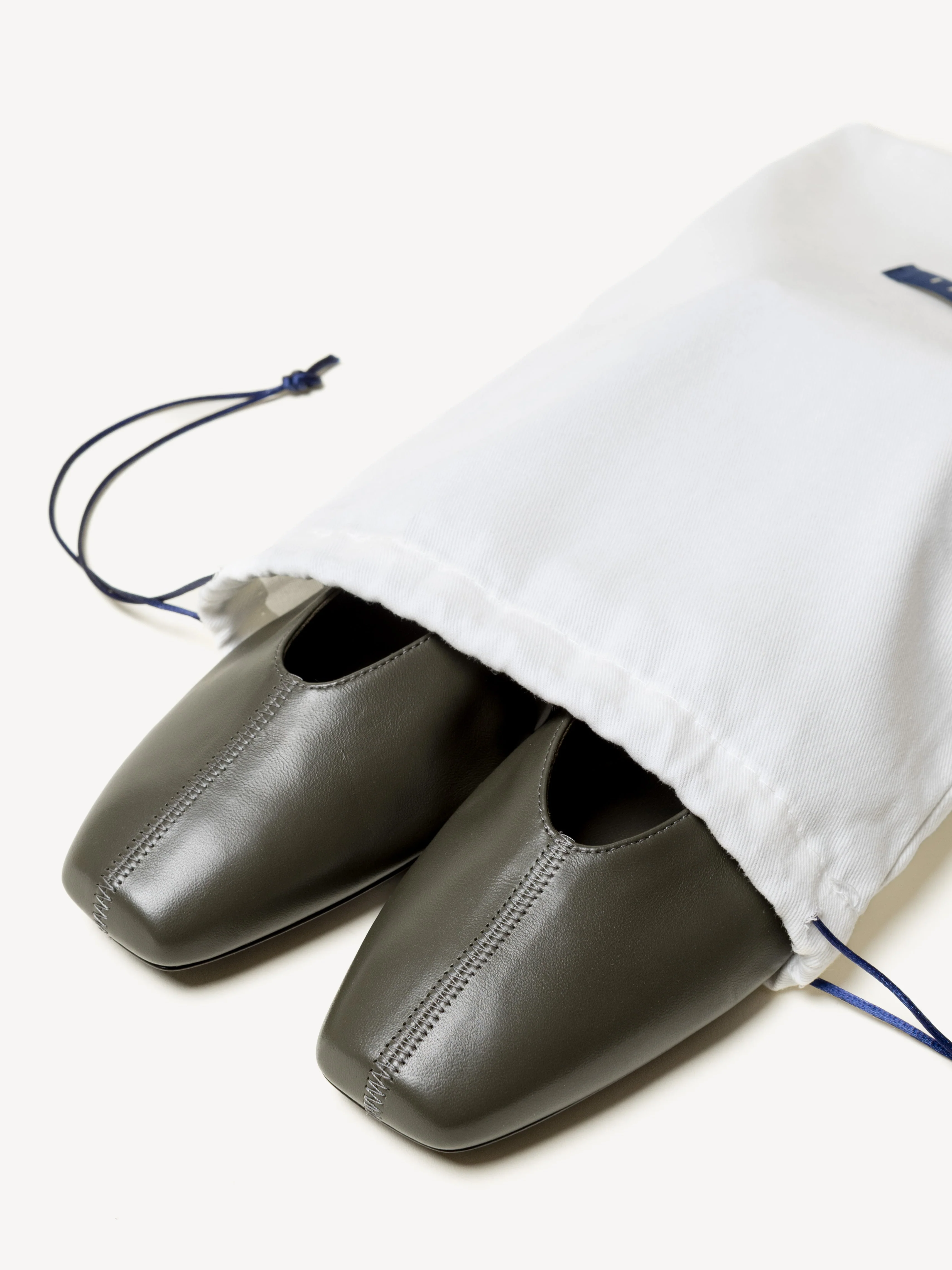 The Una (Sample Sale) - Image 8