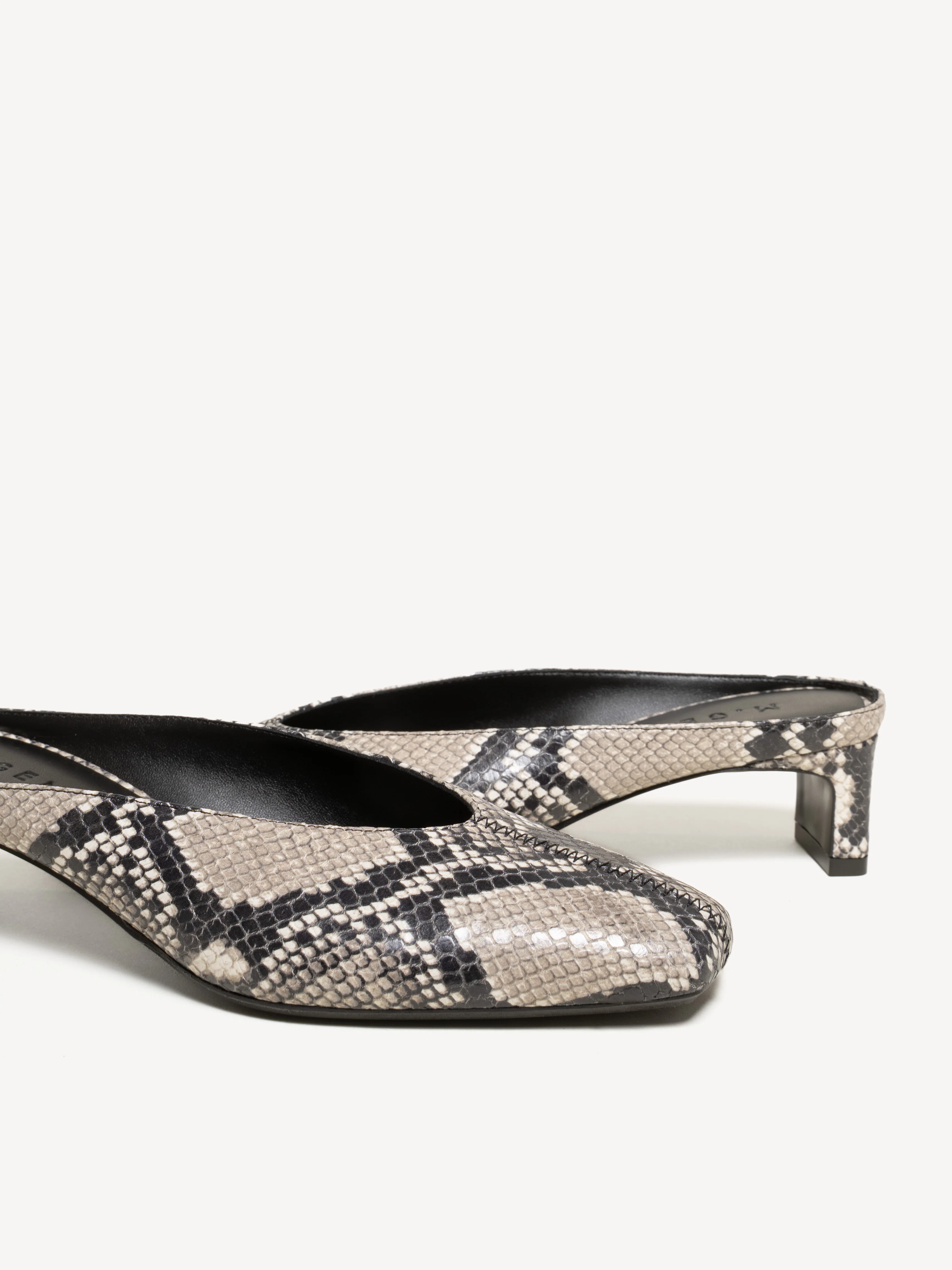 The Una Mule 35 (Sample Sale) - Image 6